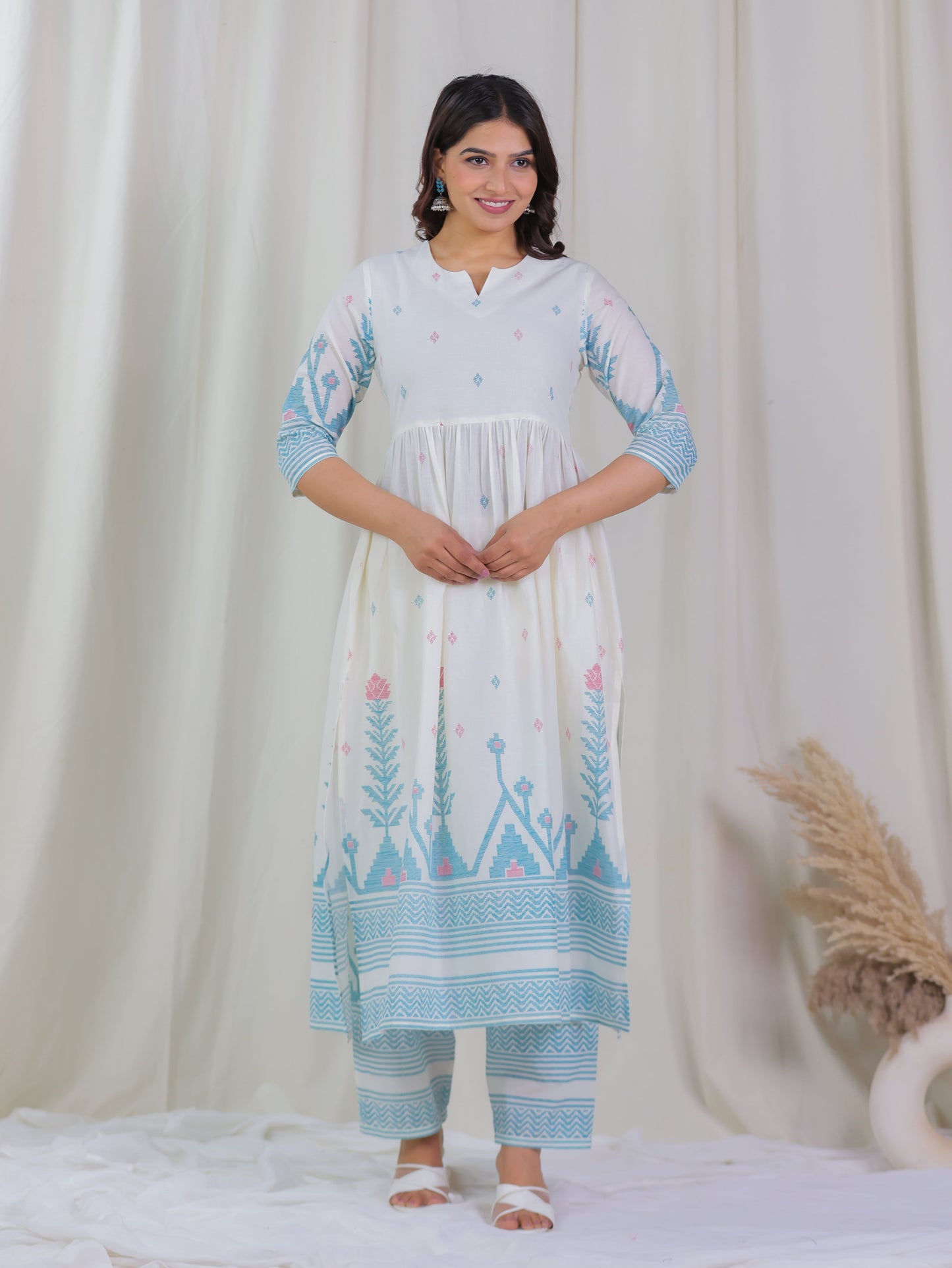 Soft Cotton Geometric Gathered Off White Kurta