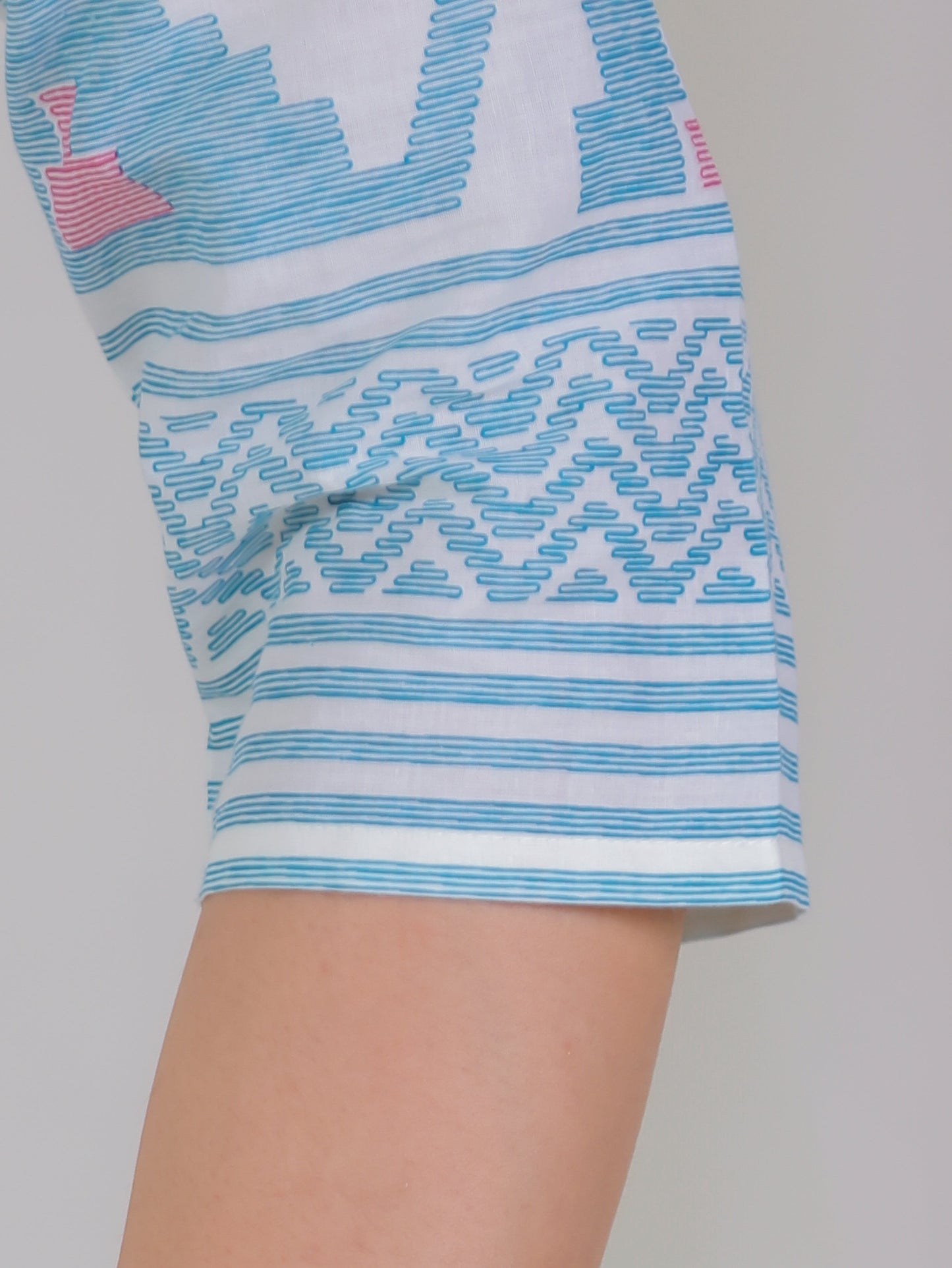 Soft Cotton Geometric Gathered Off White Kurta