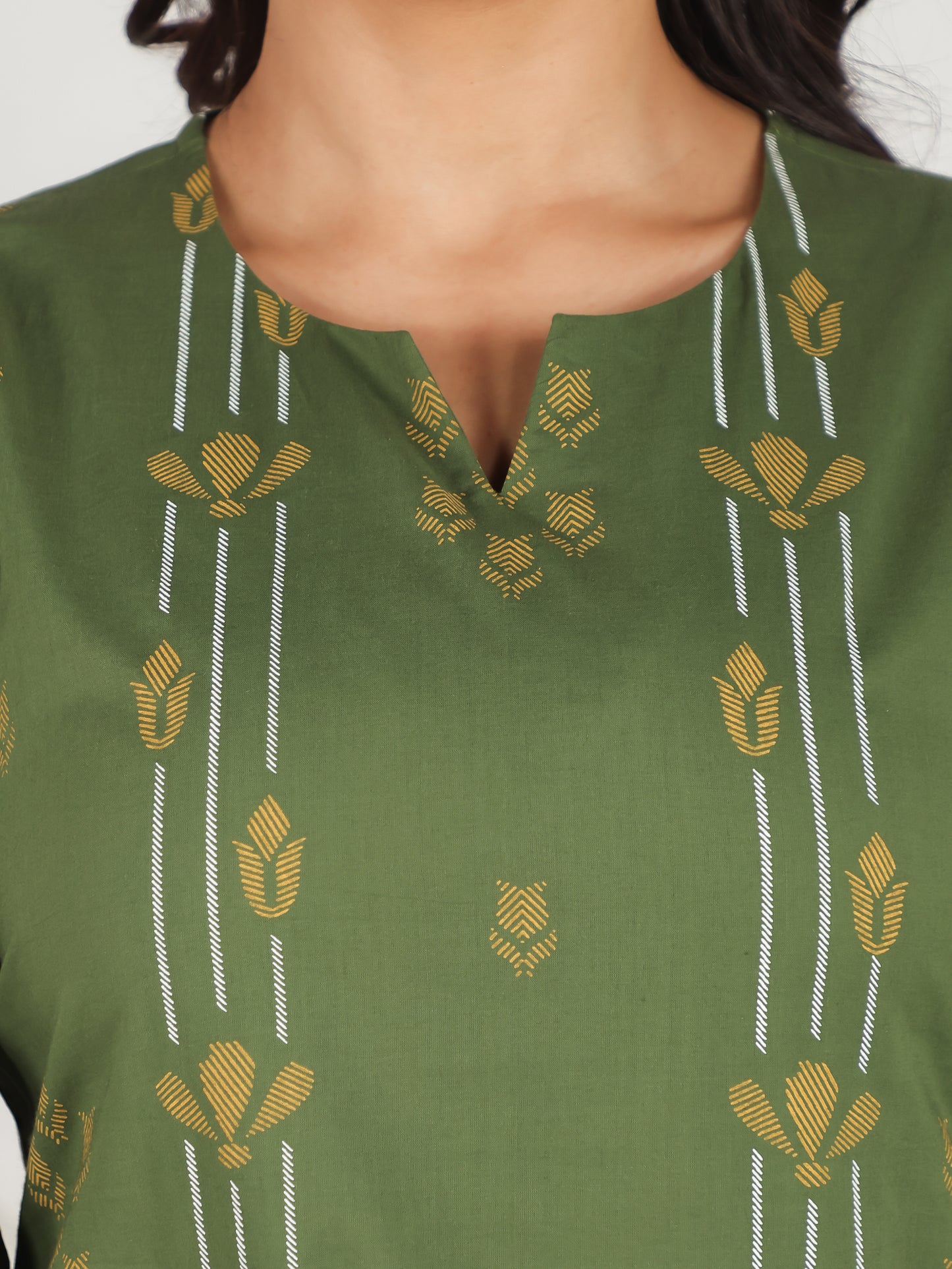 Soft Cotton Geometric Straight Green Kurta