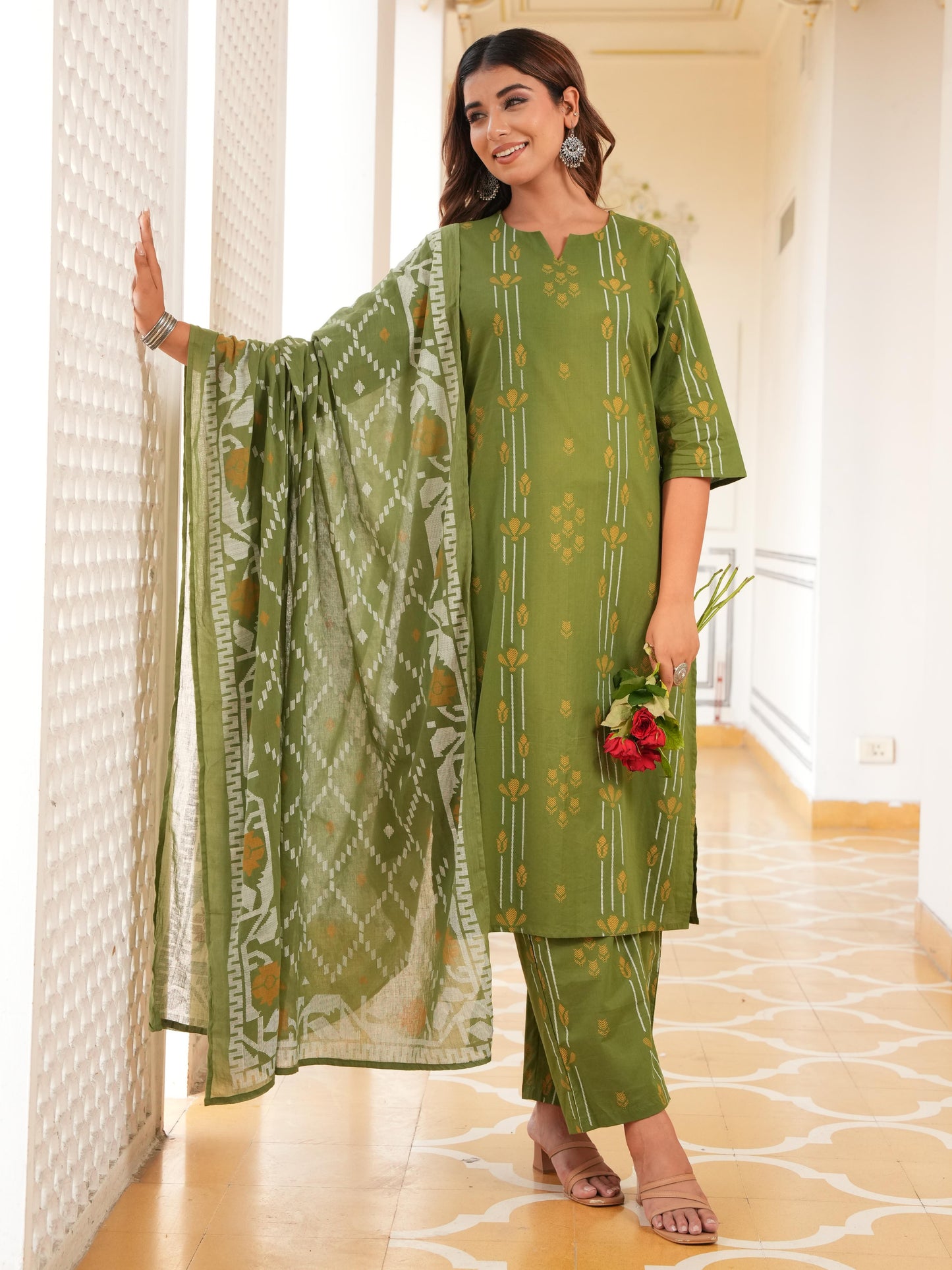 Soft Cotton Geometric Straight Green Kurta
