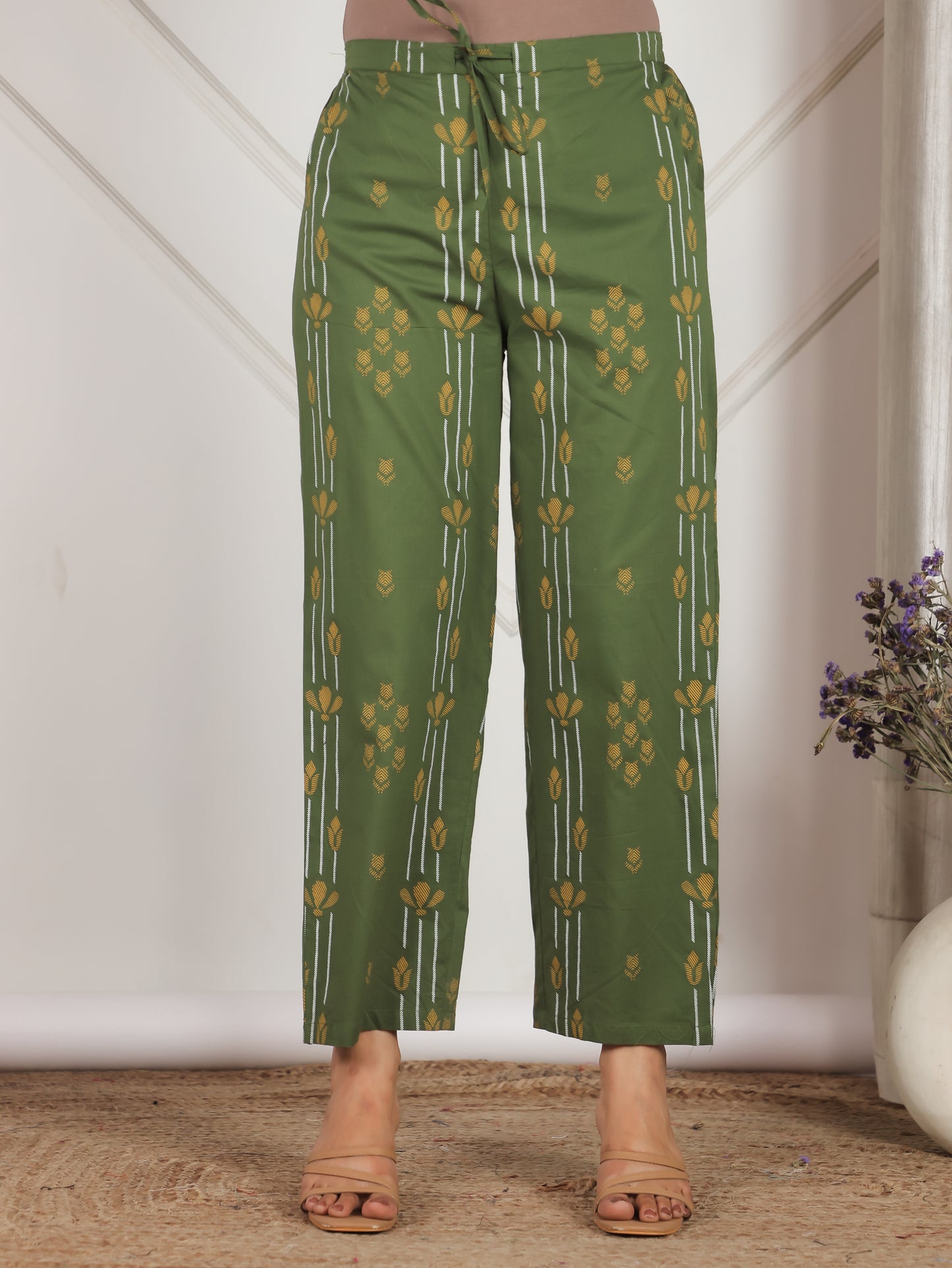 Soft Cotton Geometric Straight Green Kurta