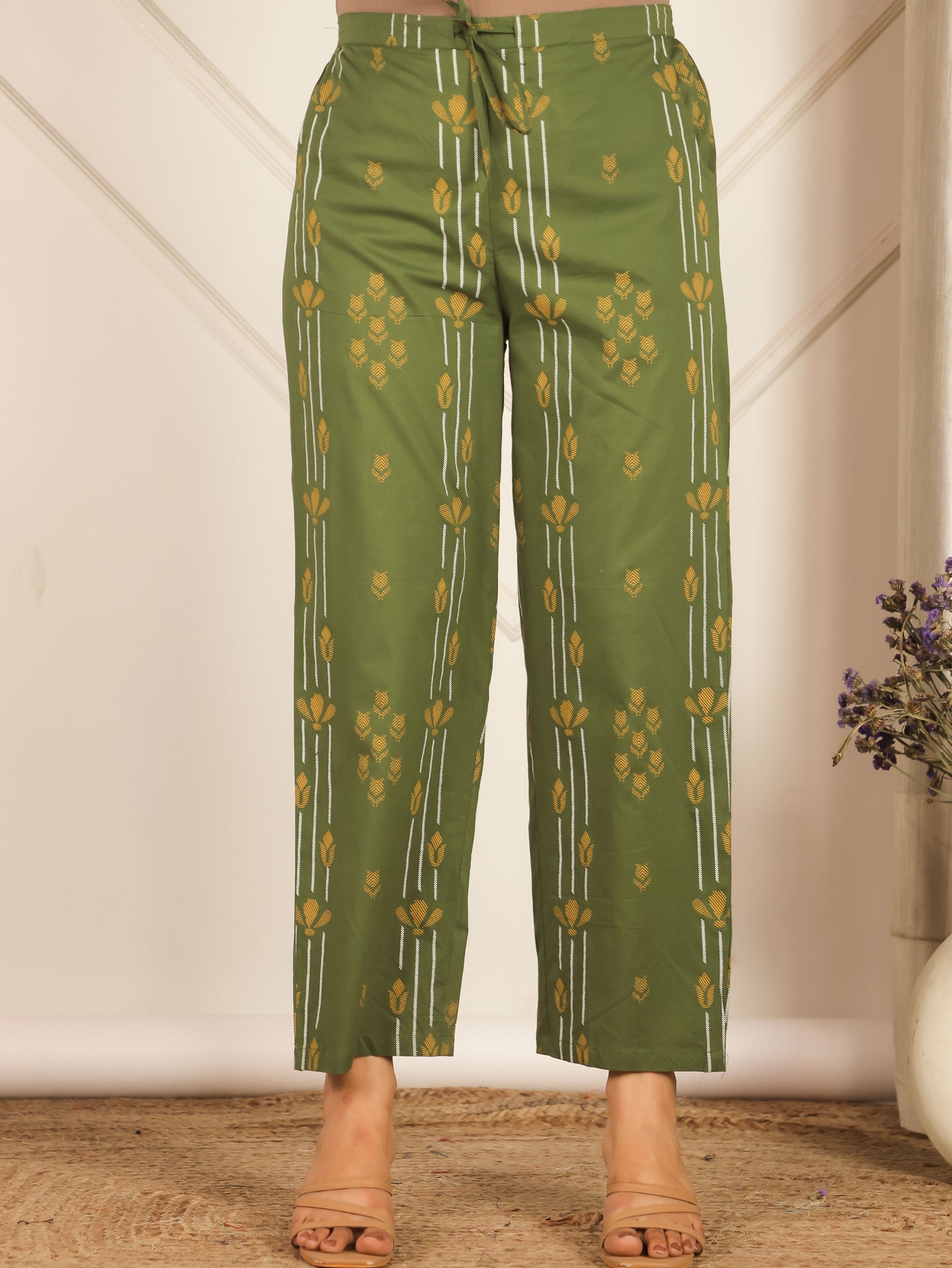 Soft Cotton Geometric Straight Green Kurta