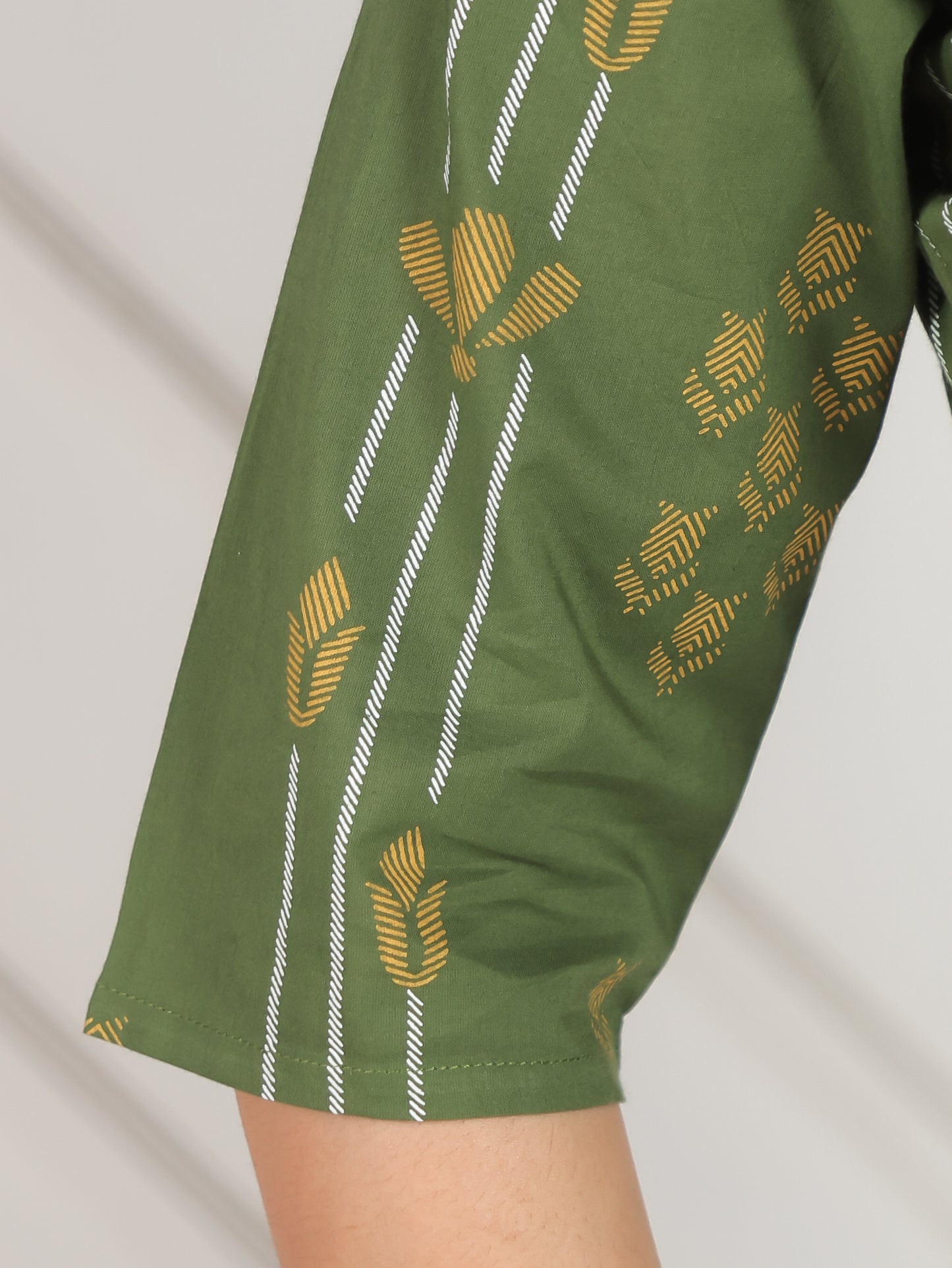 Soft Cotton Geometric Straight Green Kurta