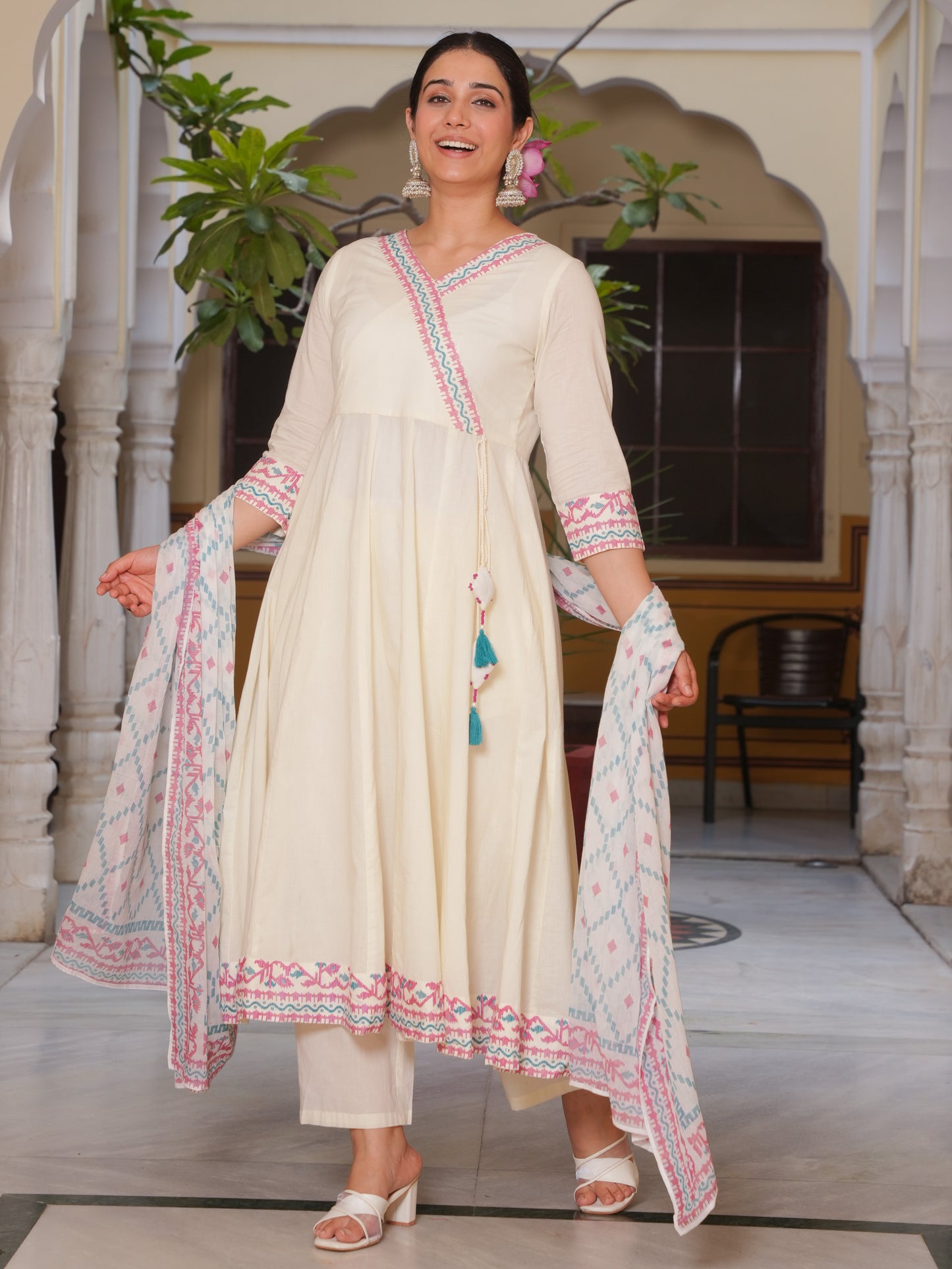 Cotton Voile Geometric Off White Dupatta