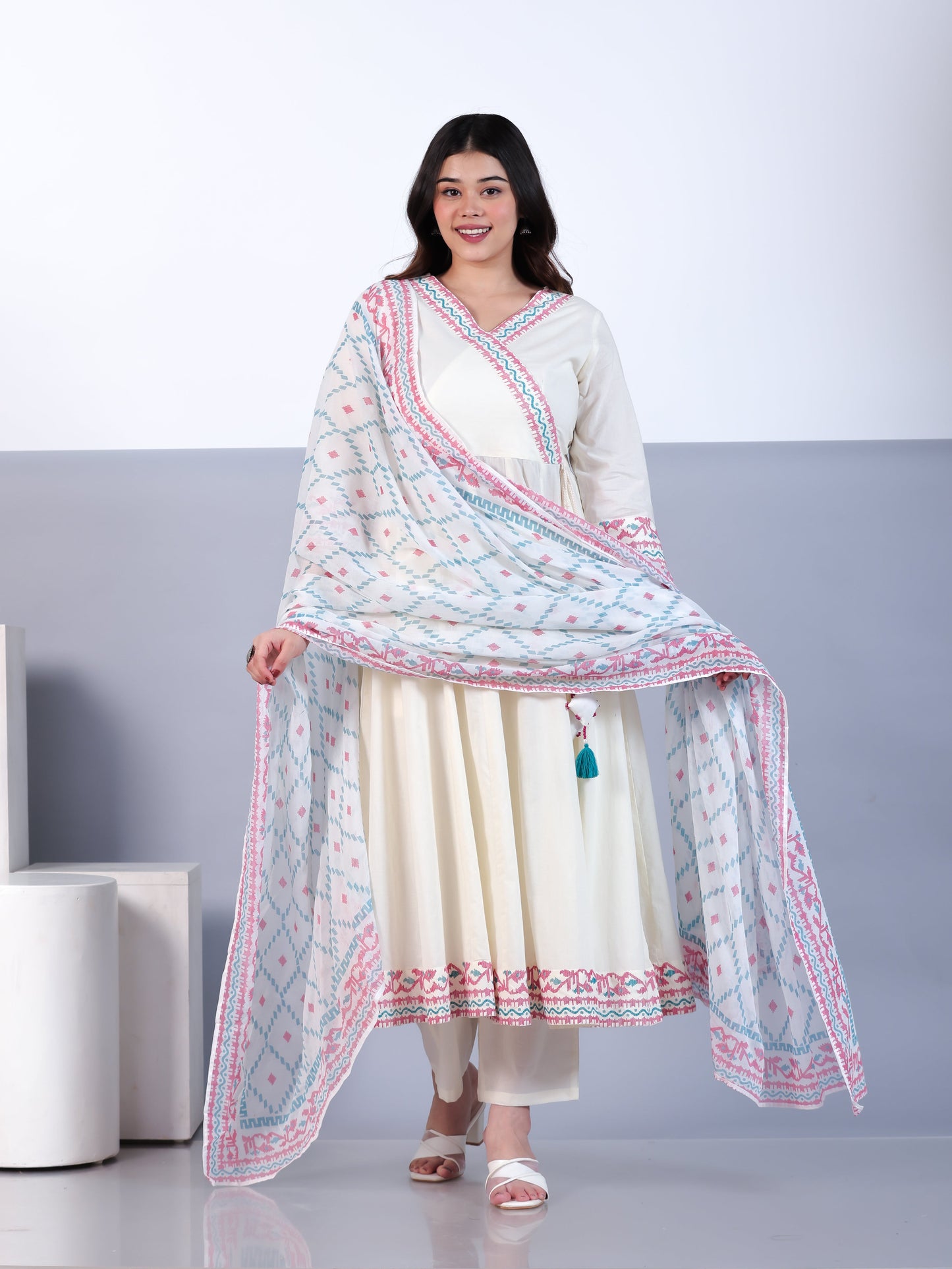 Cotton Voile Geometric Off White Dupatta