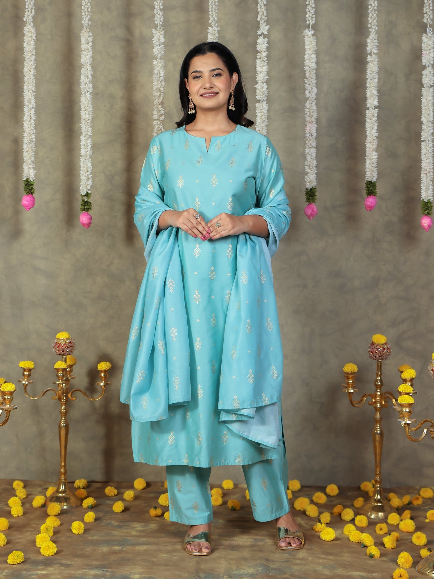 Chanderi Gold foil Blue Dupatta
