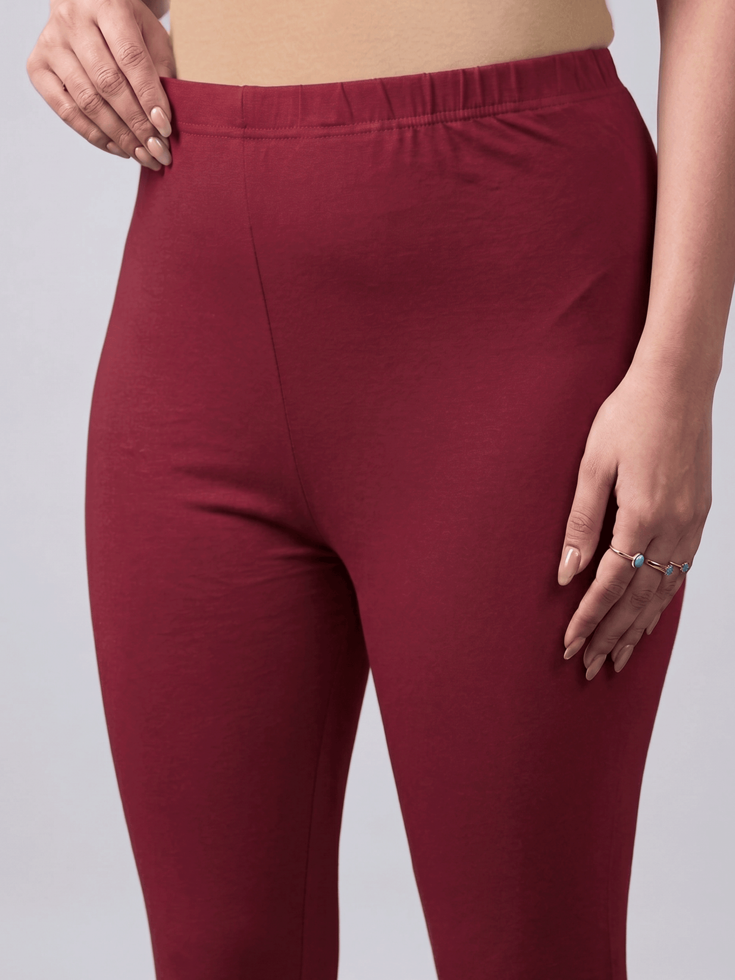 Stretchable Cotton Solid Maroon Leggings