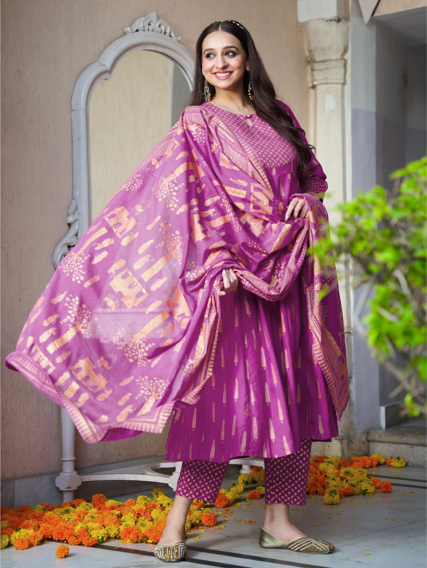 Cotton Voile Gold foil Pink Dupatta