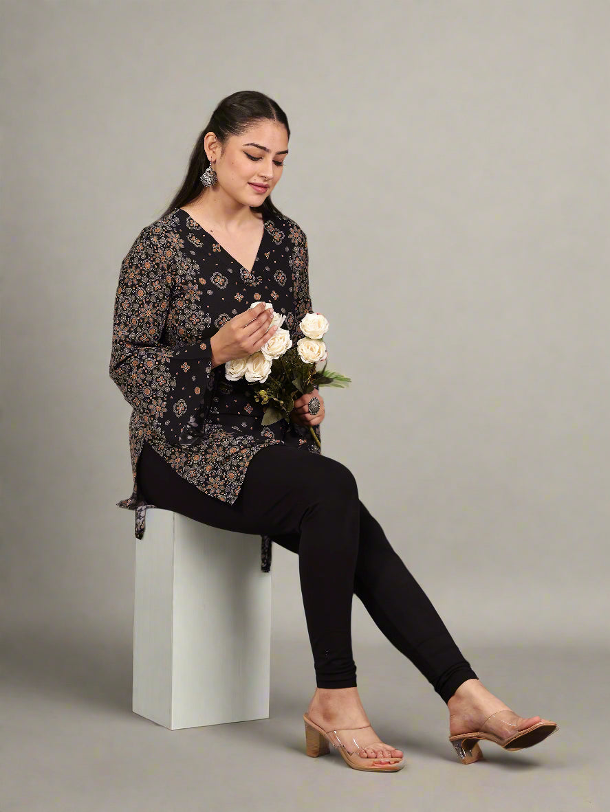 Stretchable Cotton Solid Black Leggings