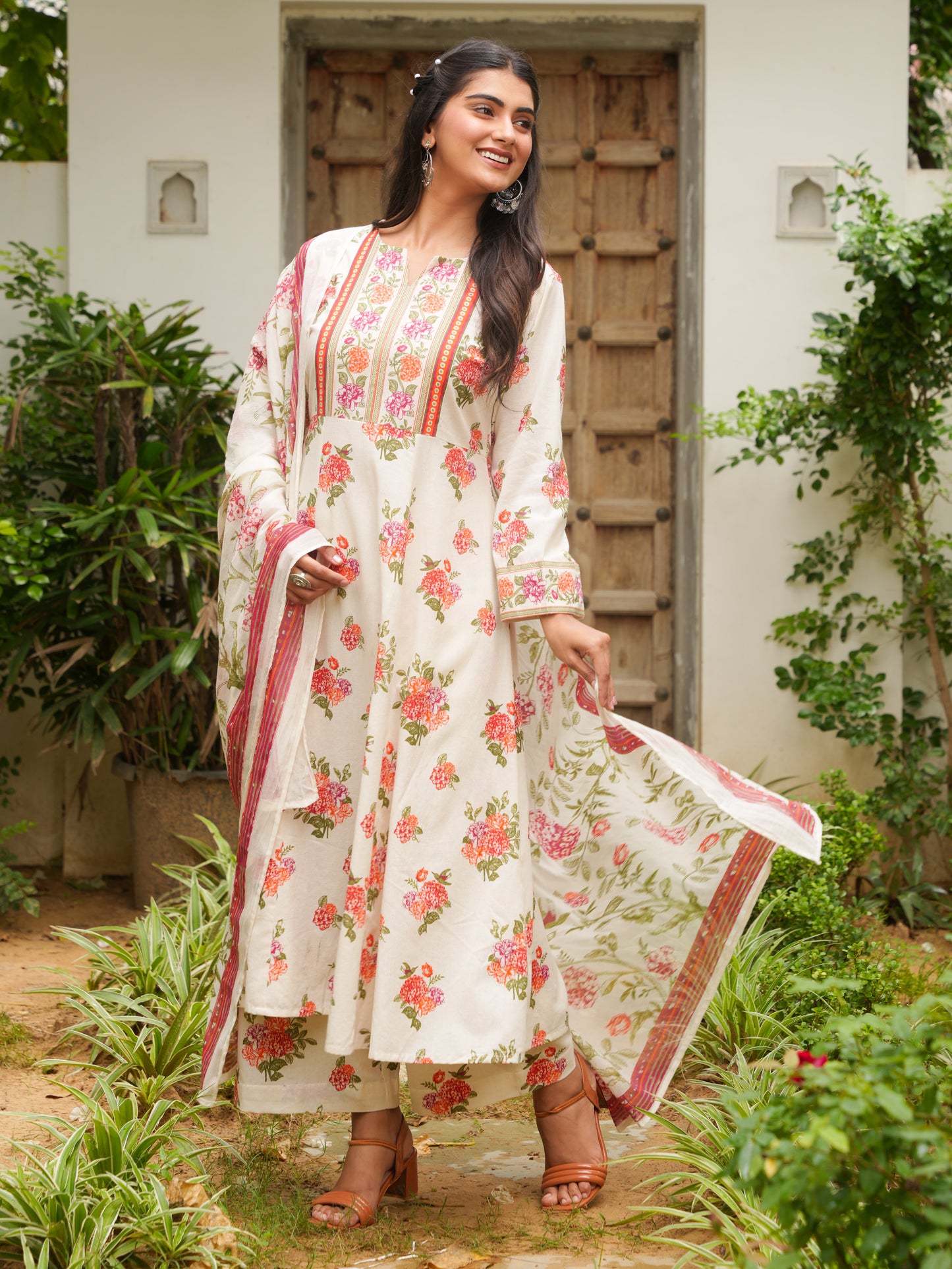 Cotton Voile Floral Off White Dupatta