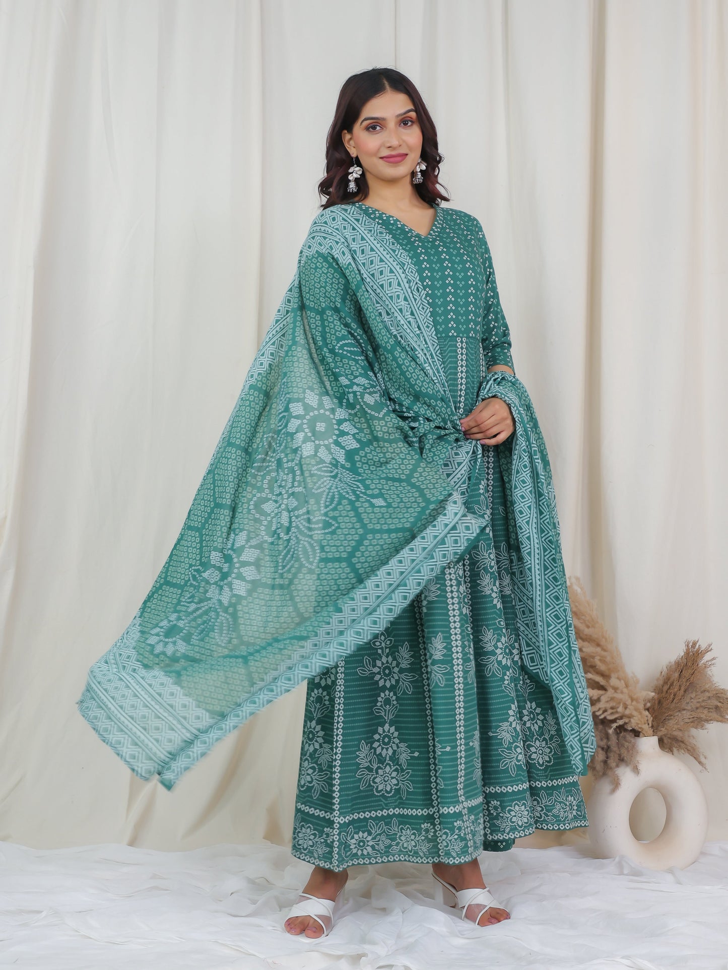 Cotton Voile Bandhani Green Dupatta