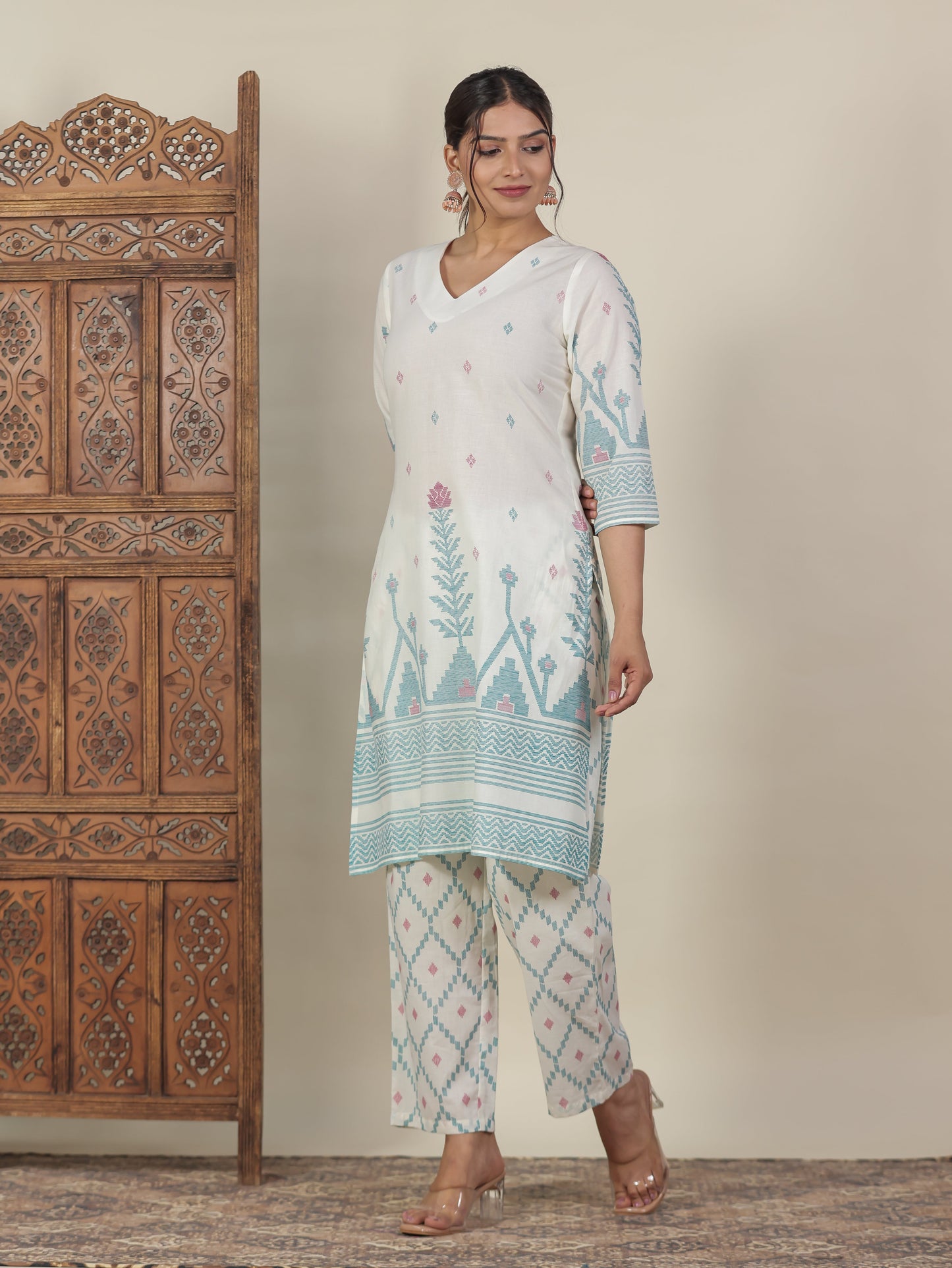 Soft Cotton Geometric Straight Off White Kurta