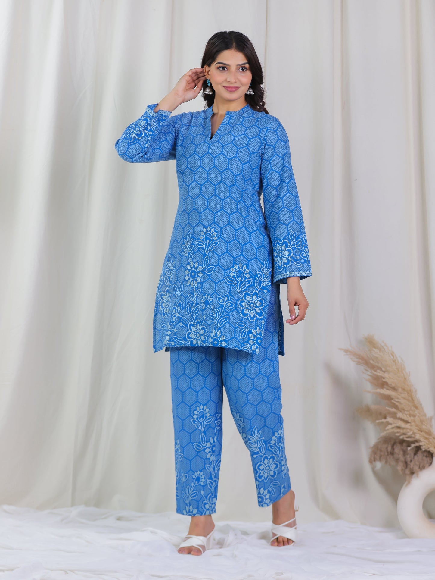 Soft Cotton Bandhani Straight Blue Kurta