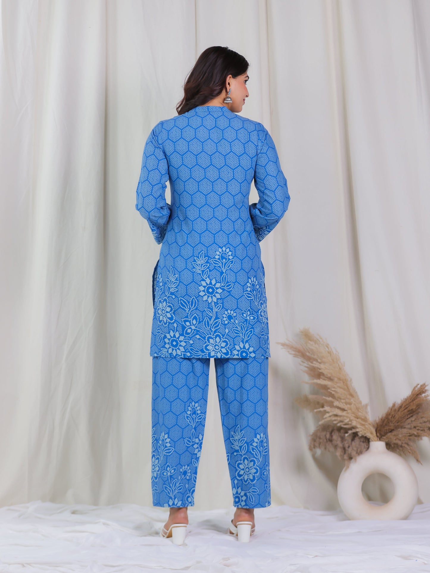 Soft Cotton Bandhani Straight Blue Kurta