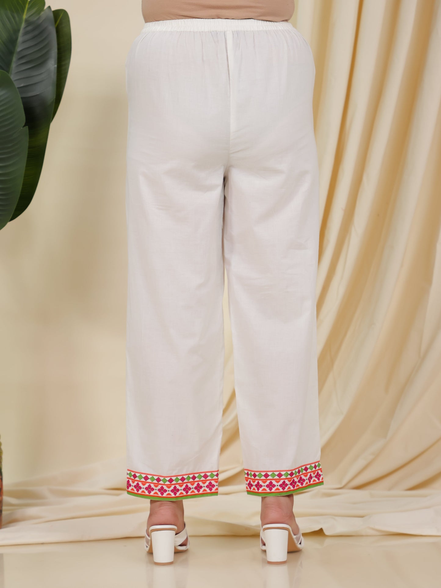 Soft Cotton Solid Off White Straight Straight Trousers