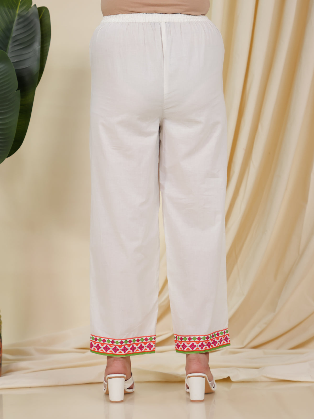 Soft Cotton Solid Anarkali Off White Kurta