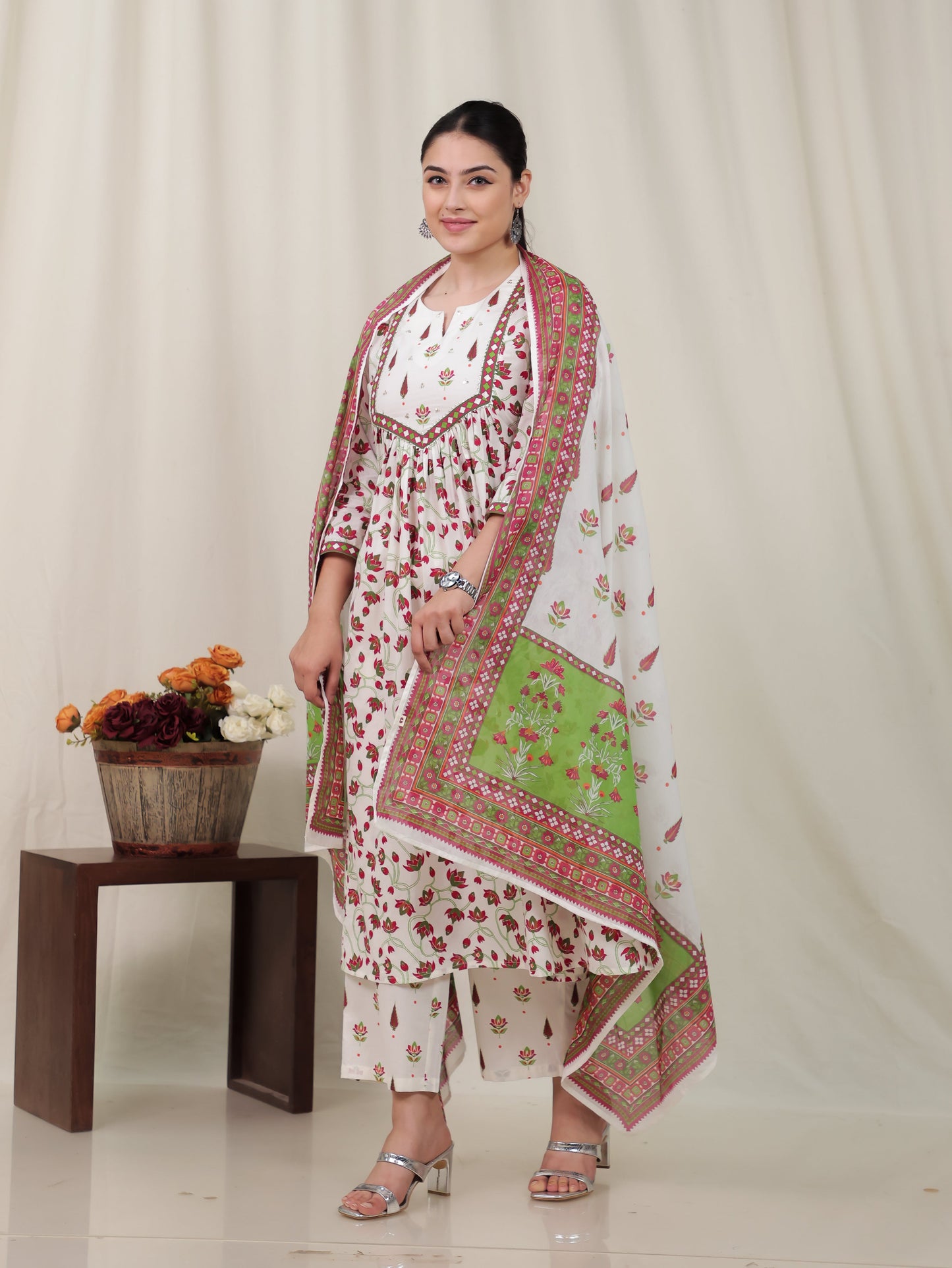 Cotton Voile Floral Off White Dupatta