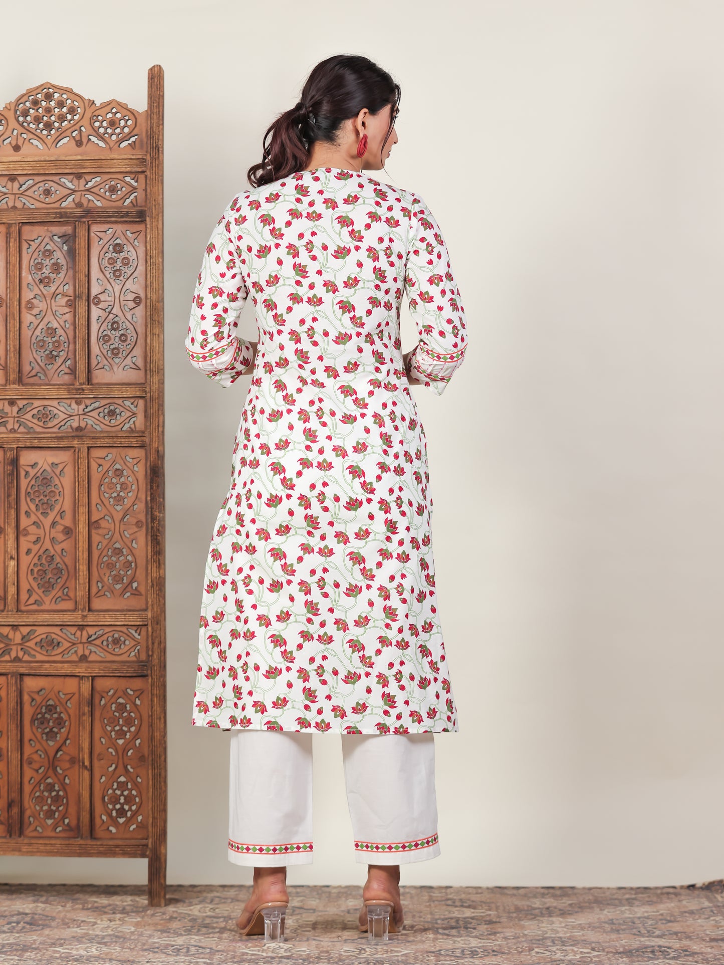 Soft Cotton Floral A-line Off White Kurta