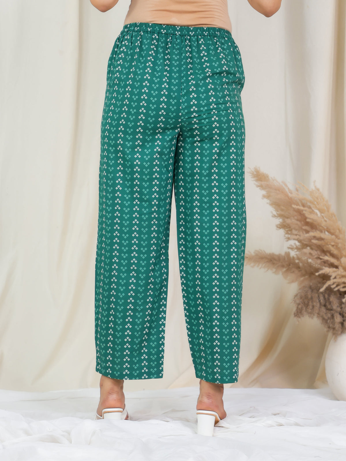 Soft Cotton Bandhani Green Straight Trousers