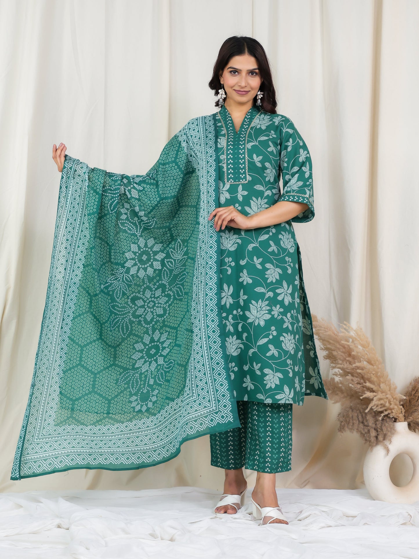Cotton Voile Bandhani Green Dupatta