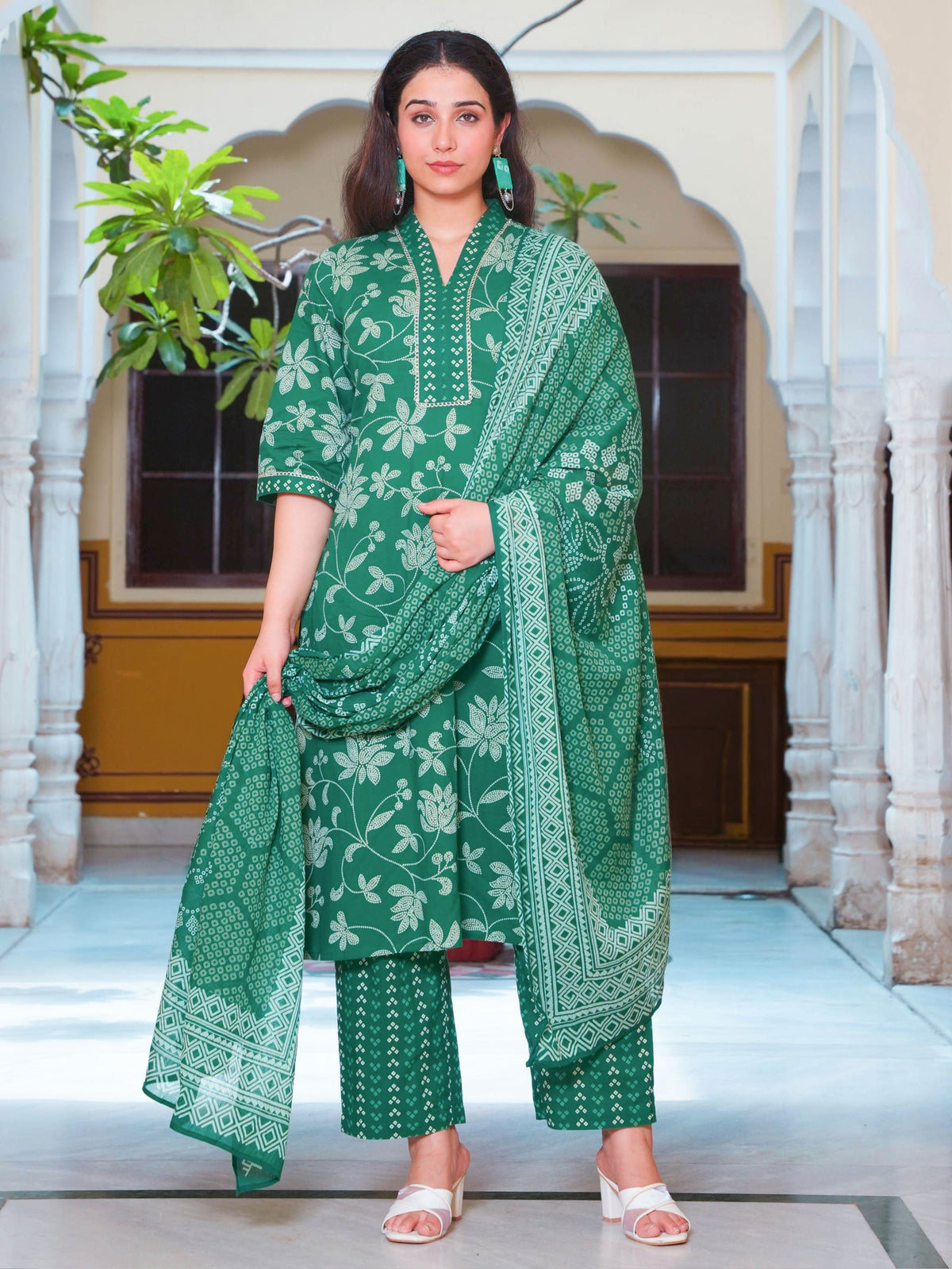 Cotton Voile Bandhani Green Dupatta