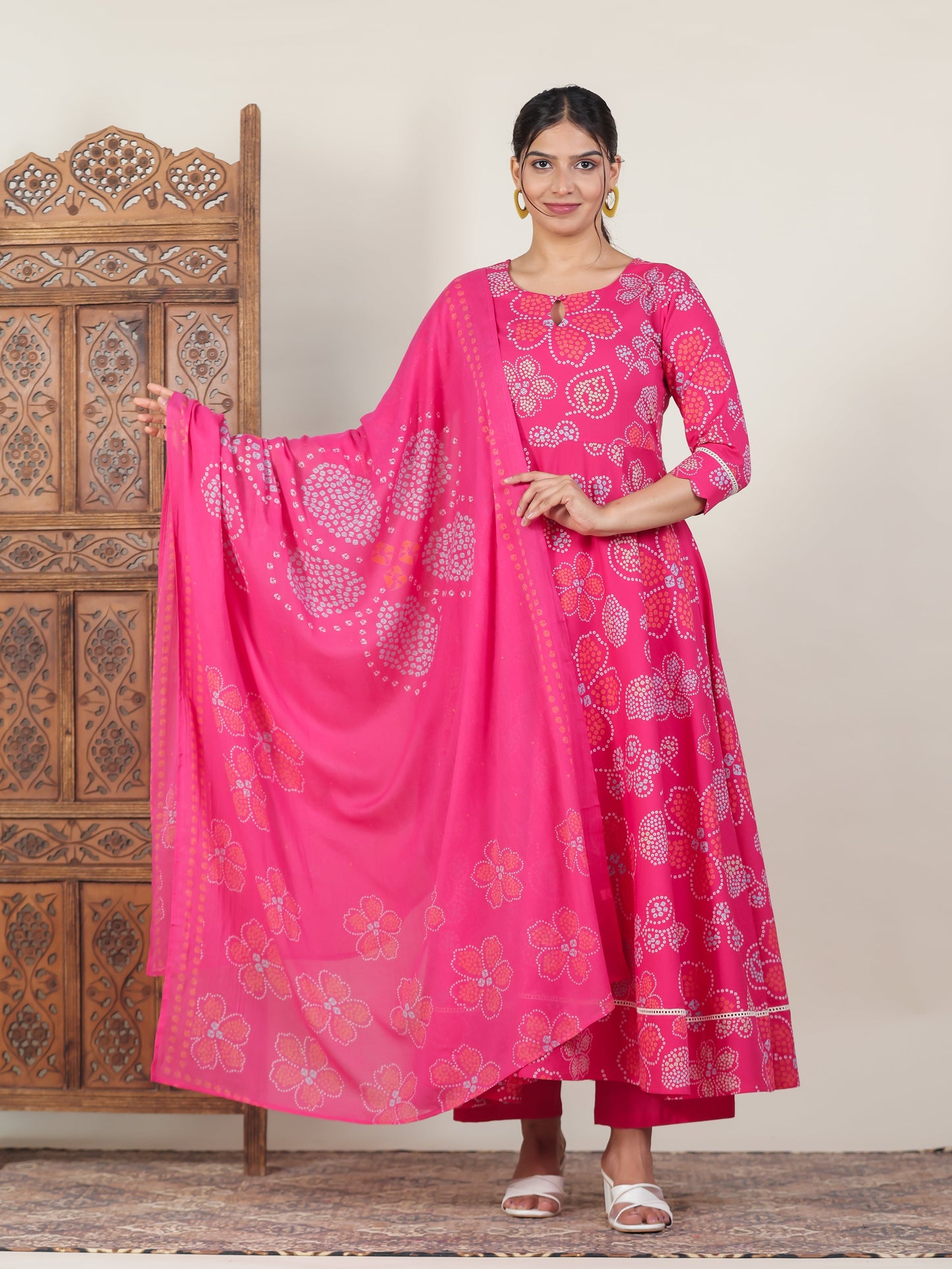 Cotton Voile Bandhani Pink Dupatta