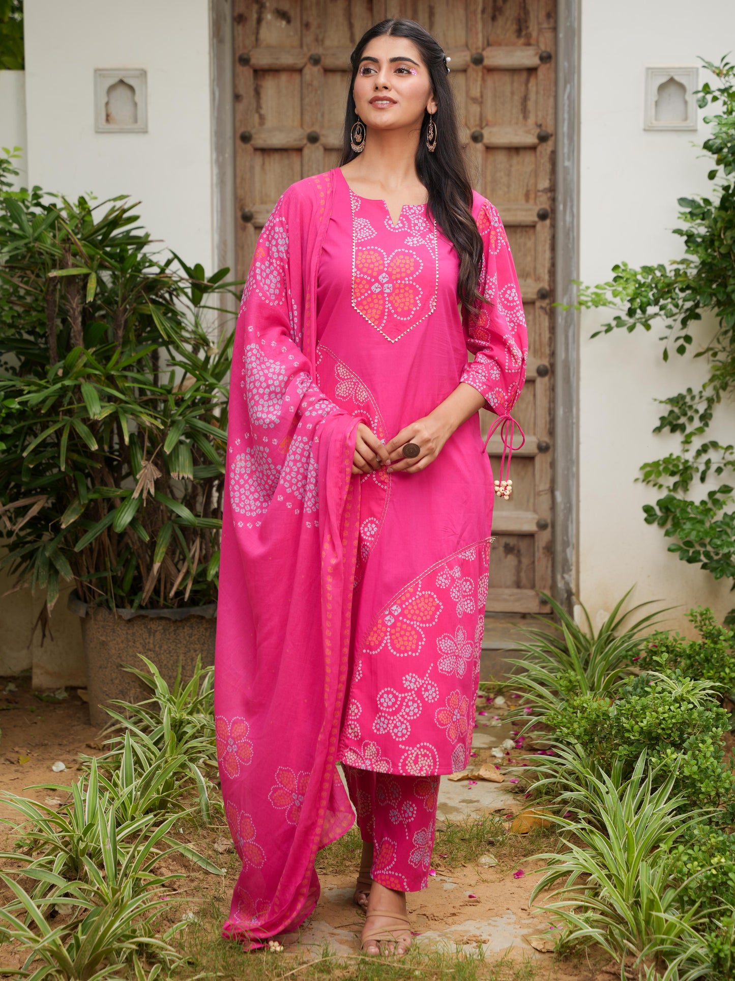 Embroidered Soft Cotton Solid Straight Pink Kurta