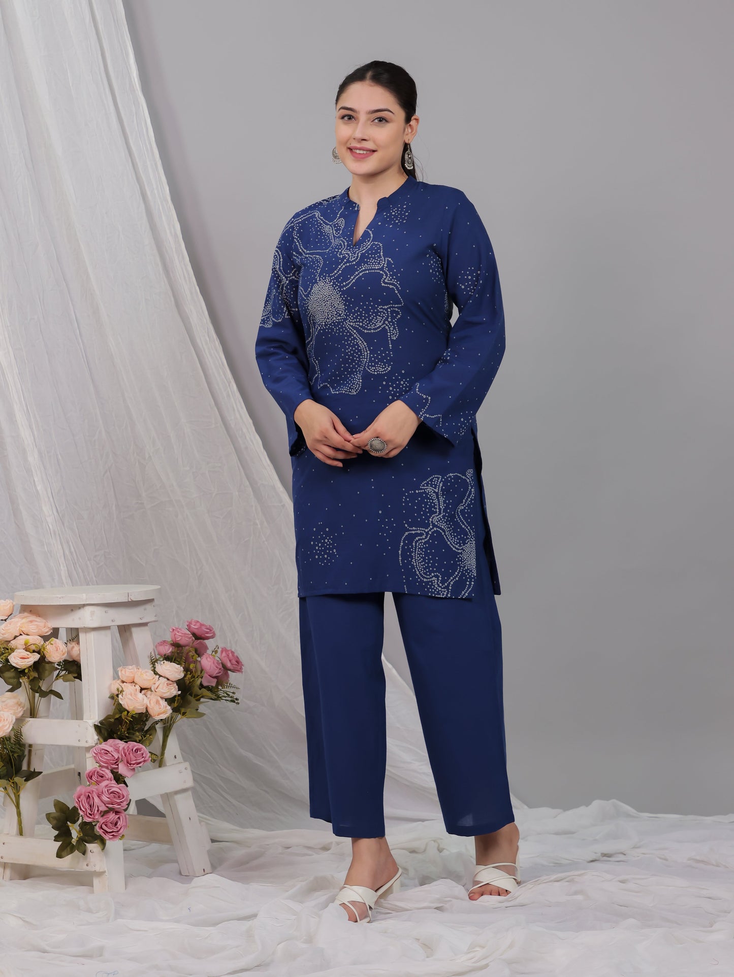 Soft Cotton Floral Straight Blue Kurta