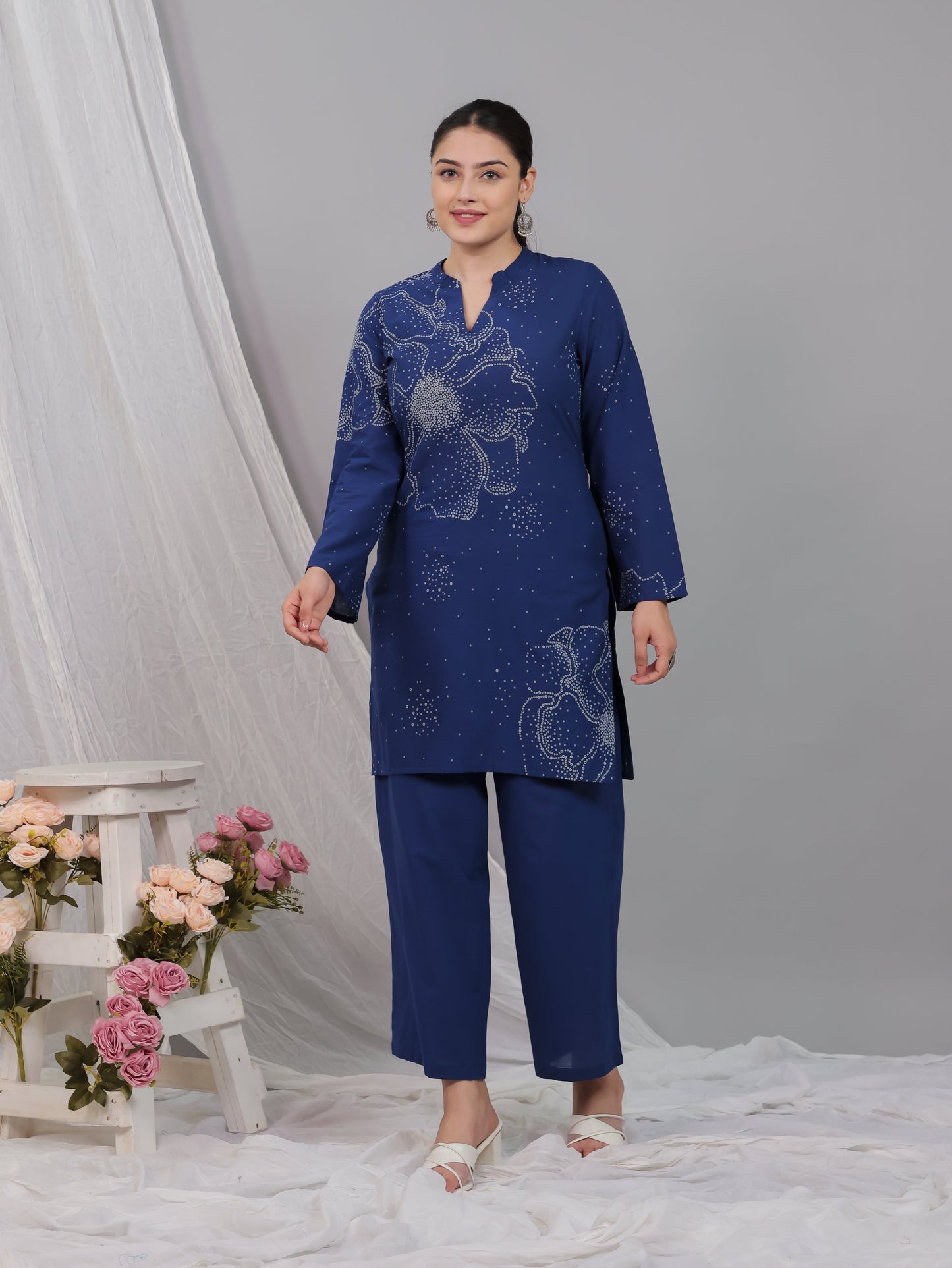 Soft Cotton Floral Straight Blue Kurta