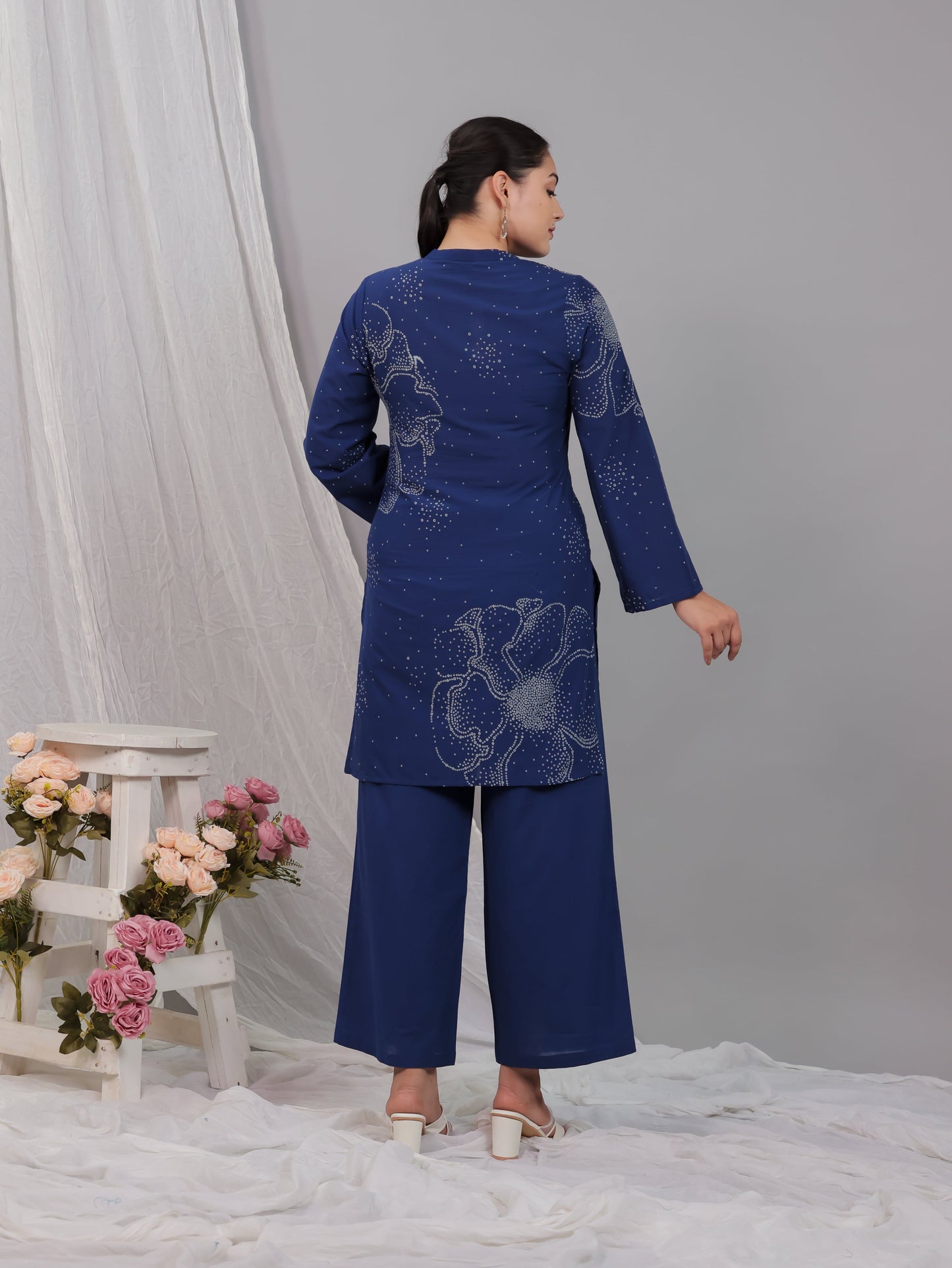 Soft Cotton Floral Straight Blue Kurta