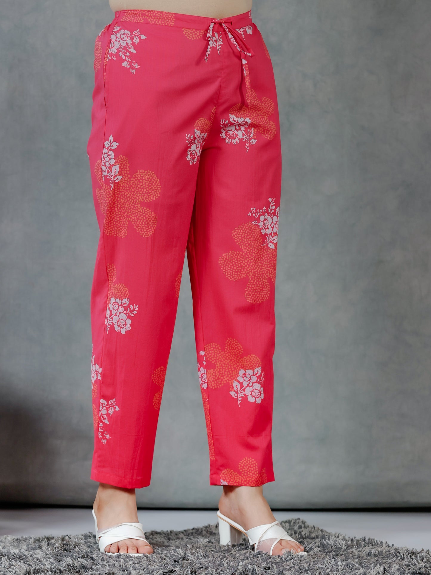 Soft Cotton Bandhani Pink Tapered Tapered Trousers