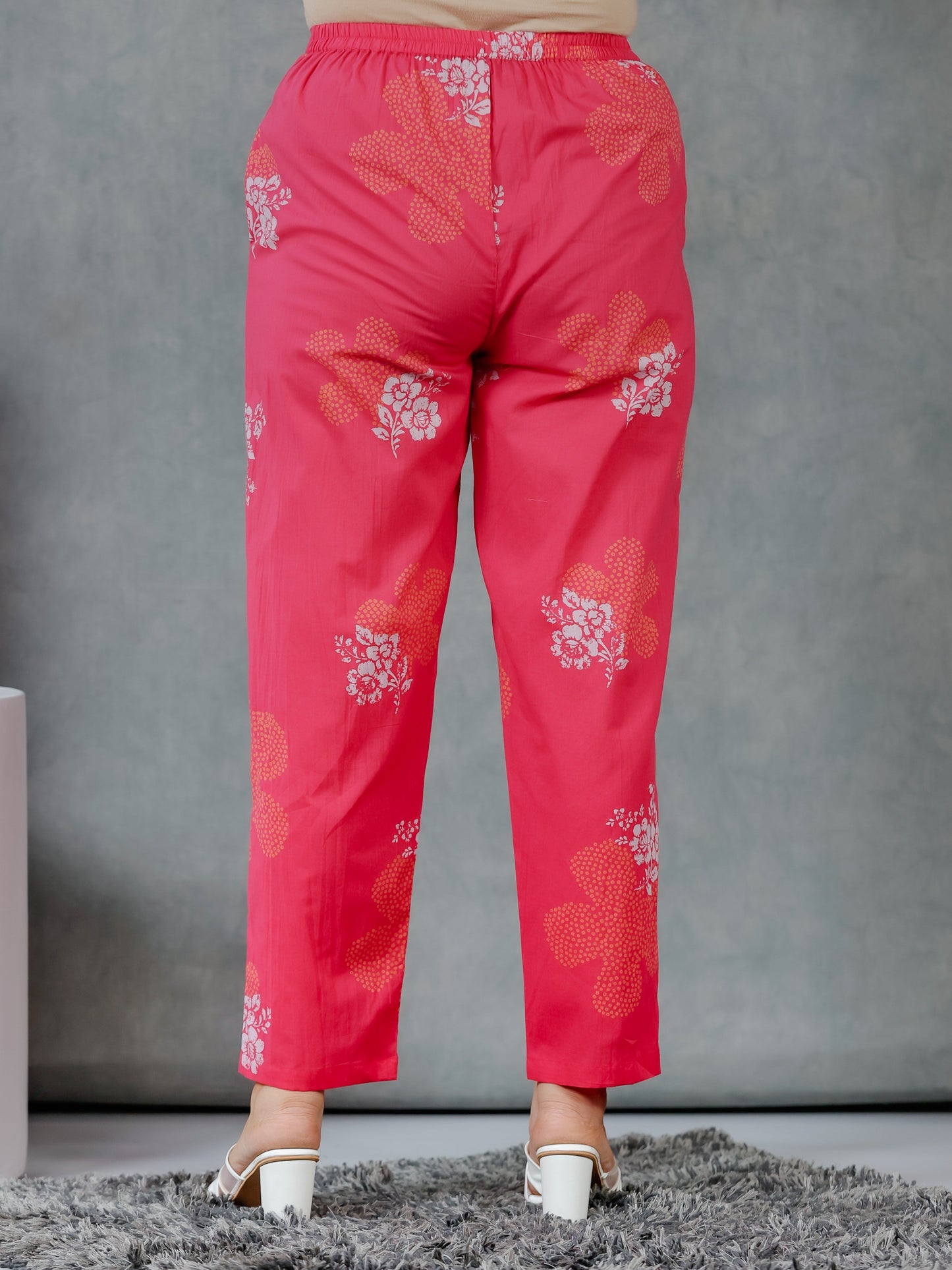 Soft Cotton Bandhani Pink Tapered Tapered Trousers