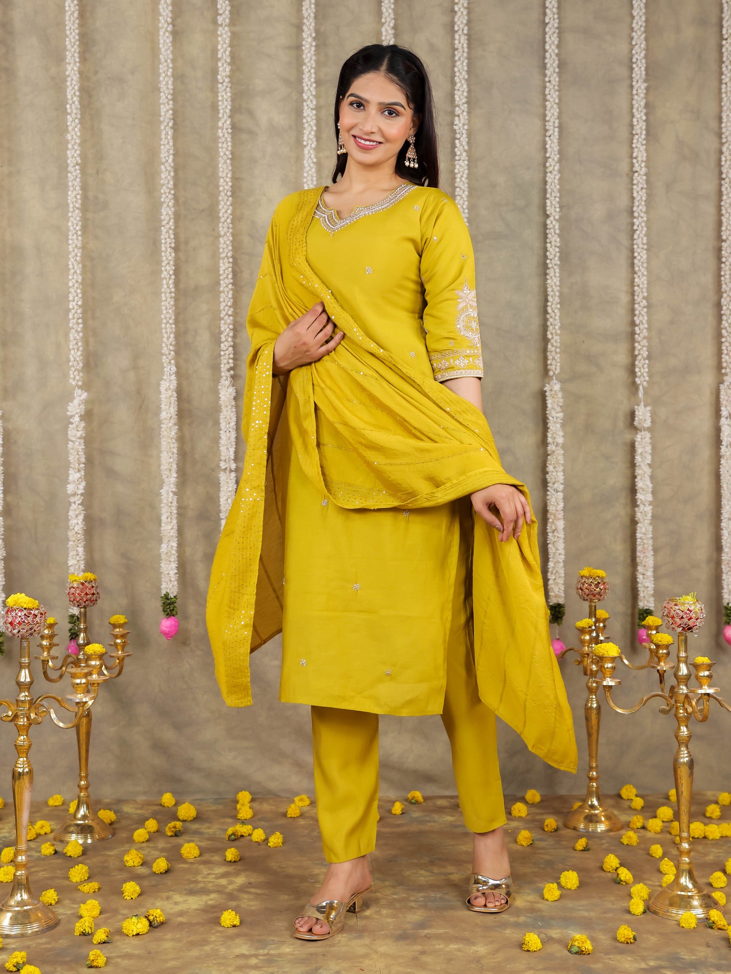 Embroidered Romen silk Solid Lime Green Kurta