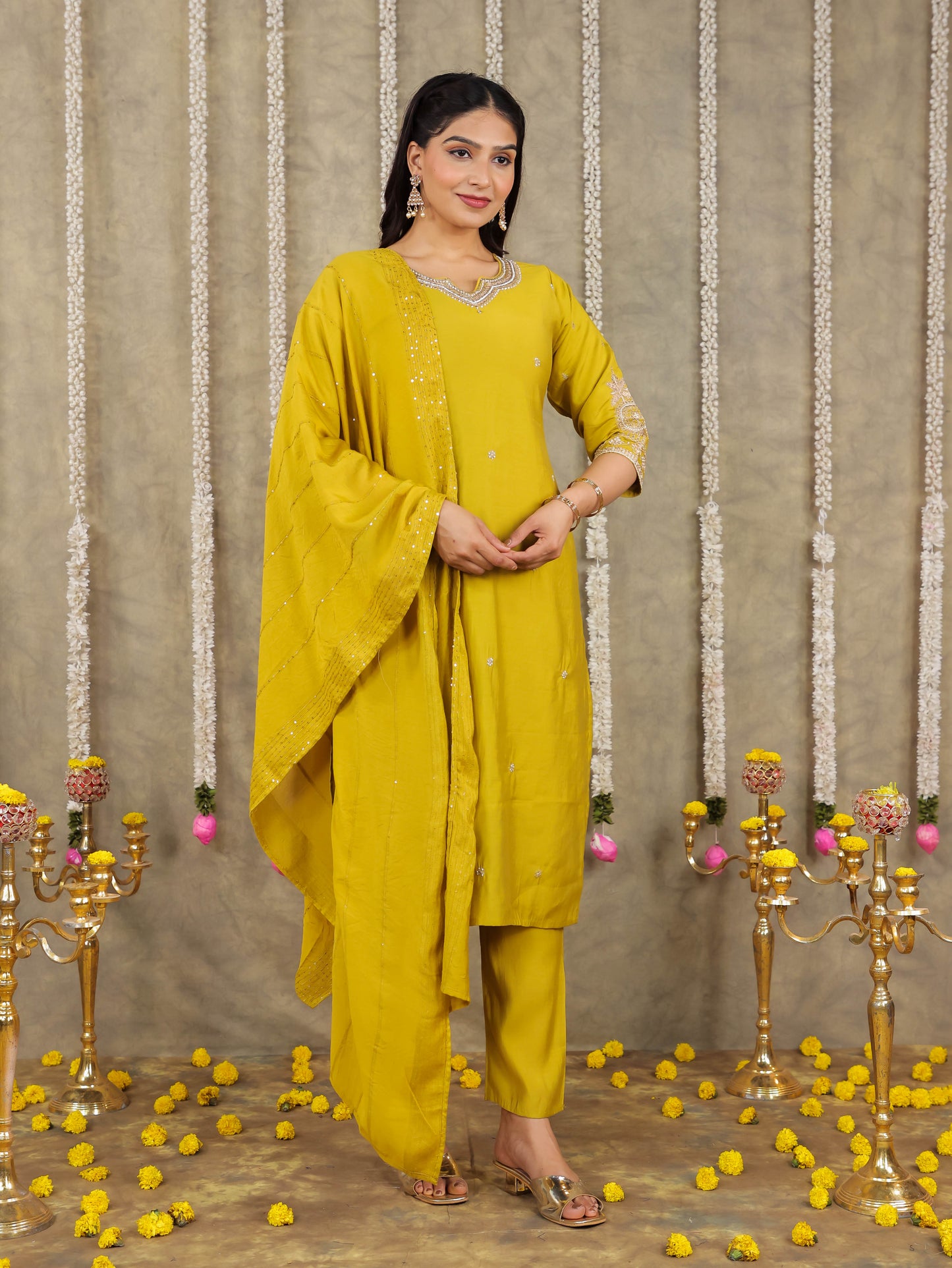 Embroidered Romen silk Solid Lime Green Kurta