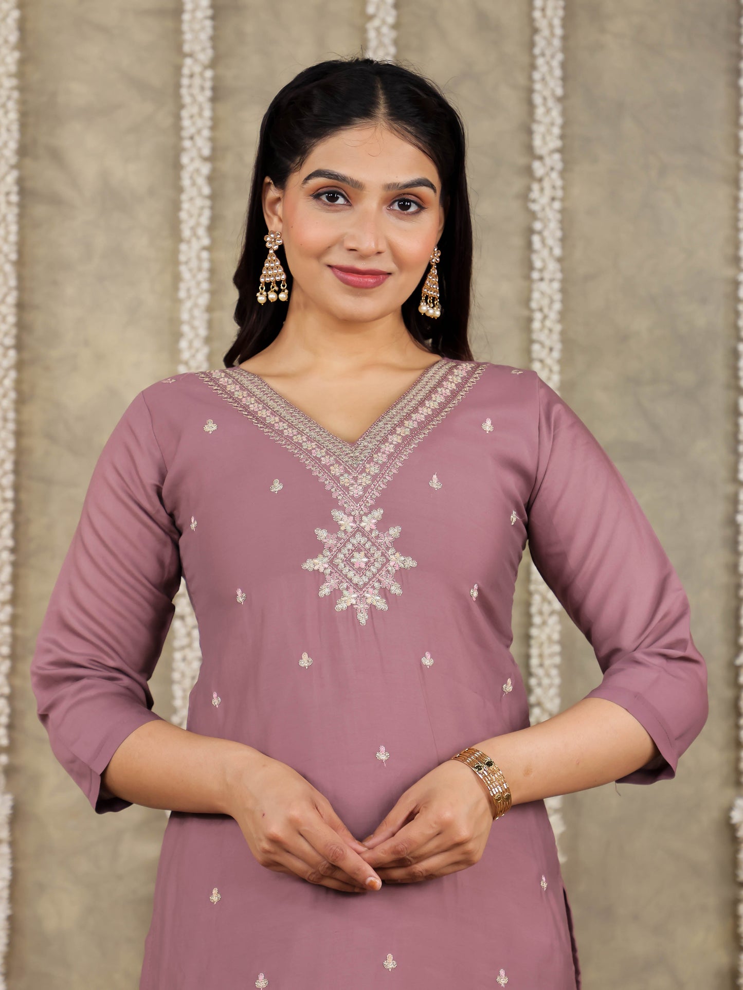 Embroidered Romen silk Solid Dusty Pink Kurta