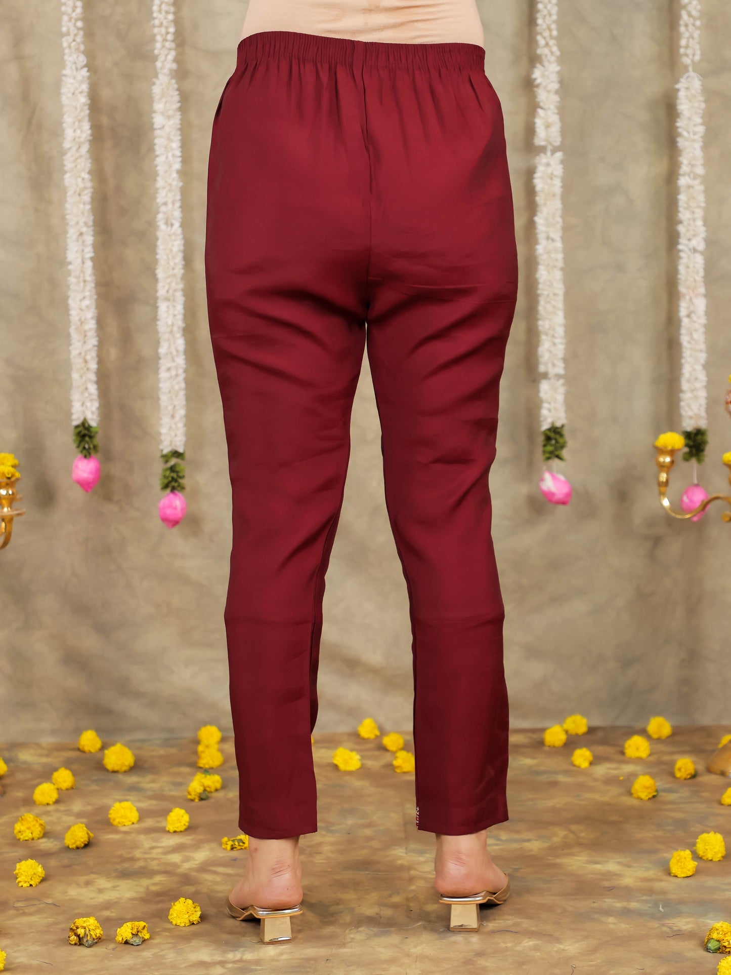 Embroidered Romen silk Solid Maroon Kurta