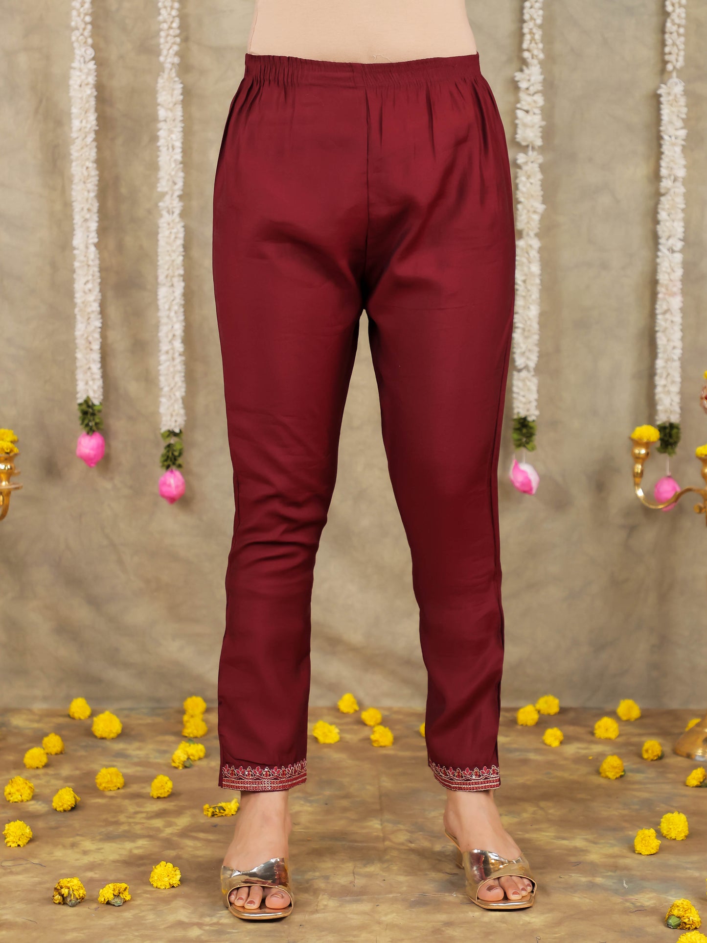 Embroidered Romen silk Solid Maroon Kurta