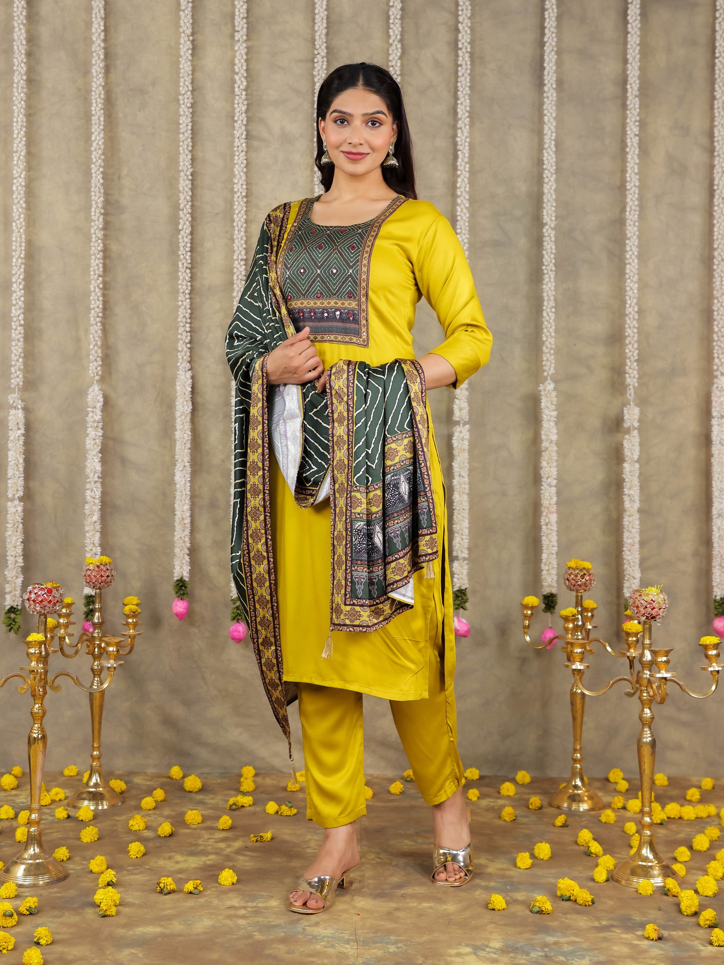 Embroidered Romen silk Solid Yellow Kurta