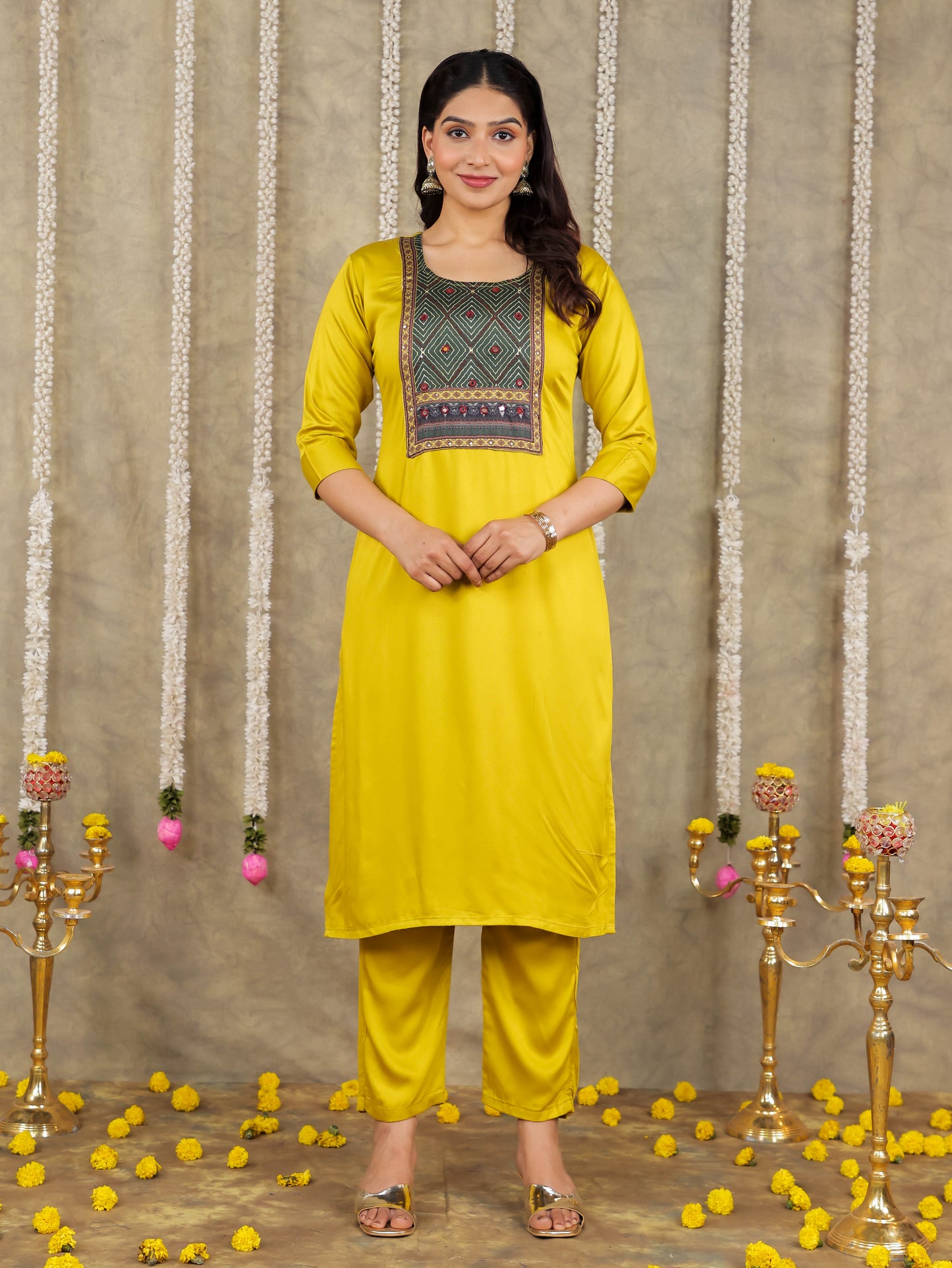Embroidered Romen silk Solid Yellow Kurta