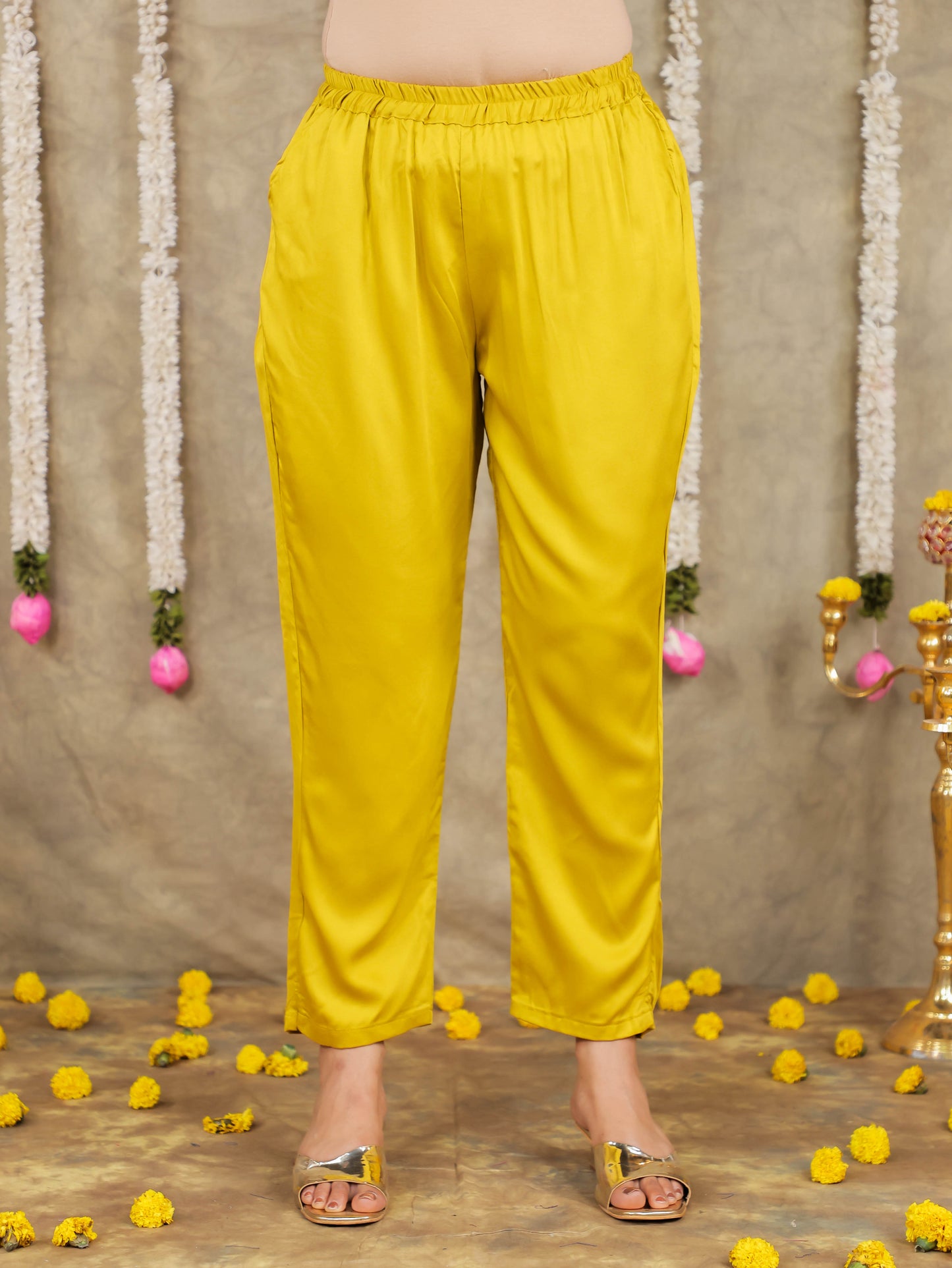 Embroidered Romen silk Solid Yellow Kurta