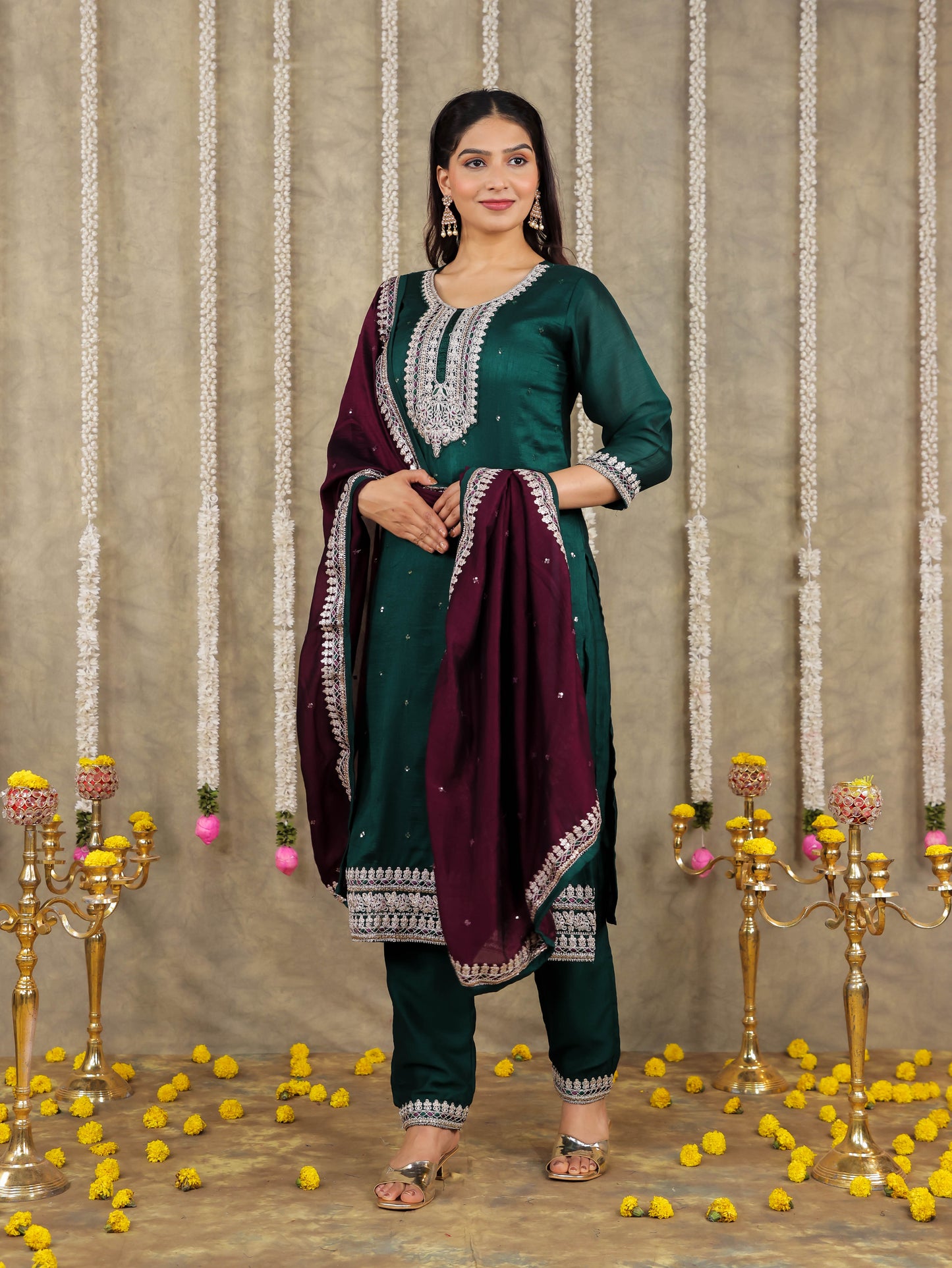 Embroidered Georgette Solid Green Kurta