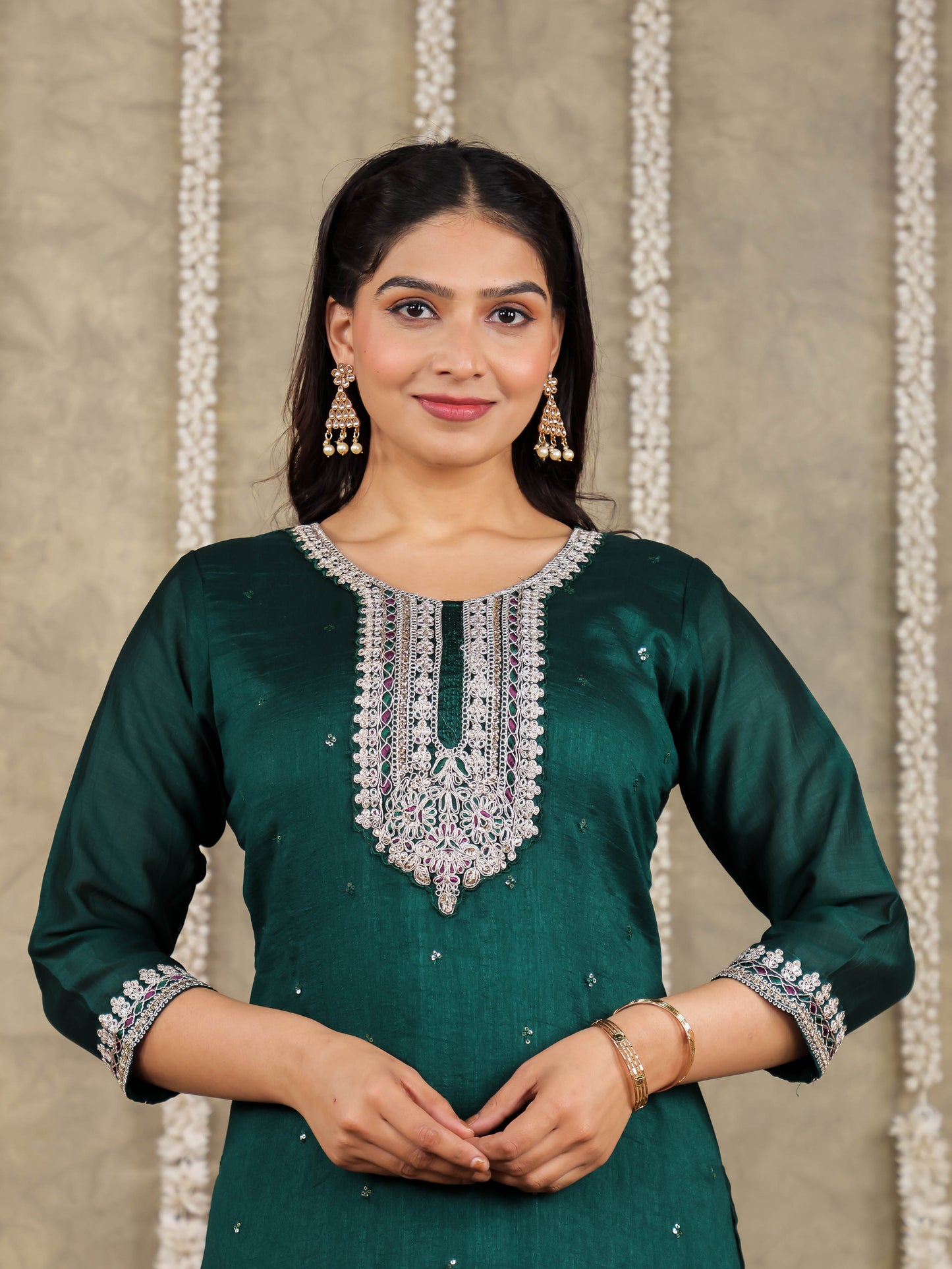 Embroidered Georgette Solid Green Kurta