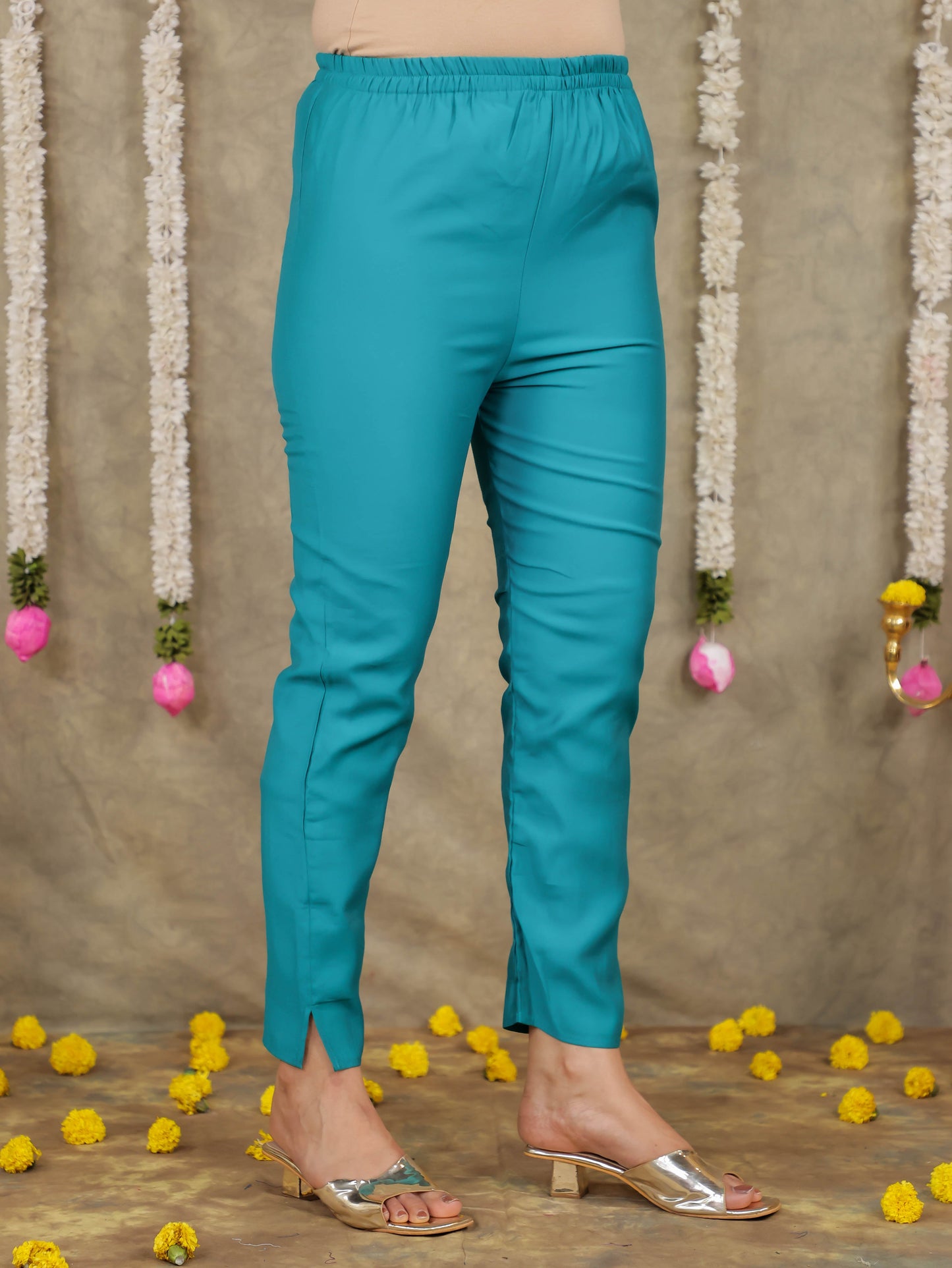 Embroidered Romen silk Solid Sea Green Kurta
