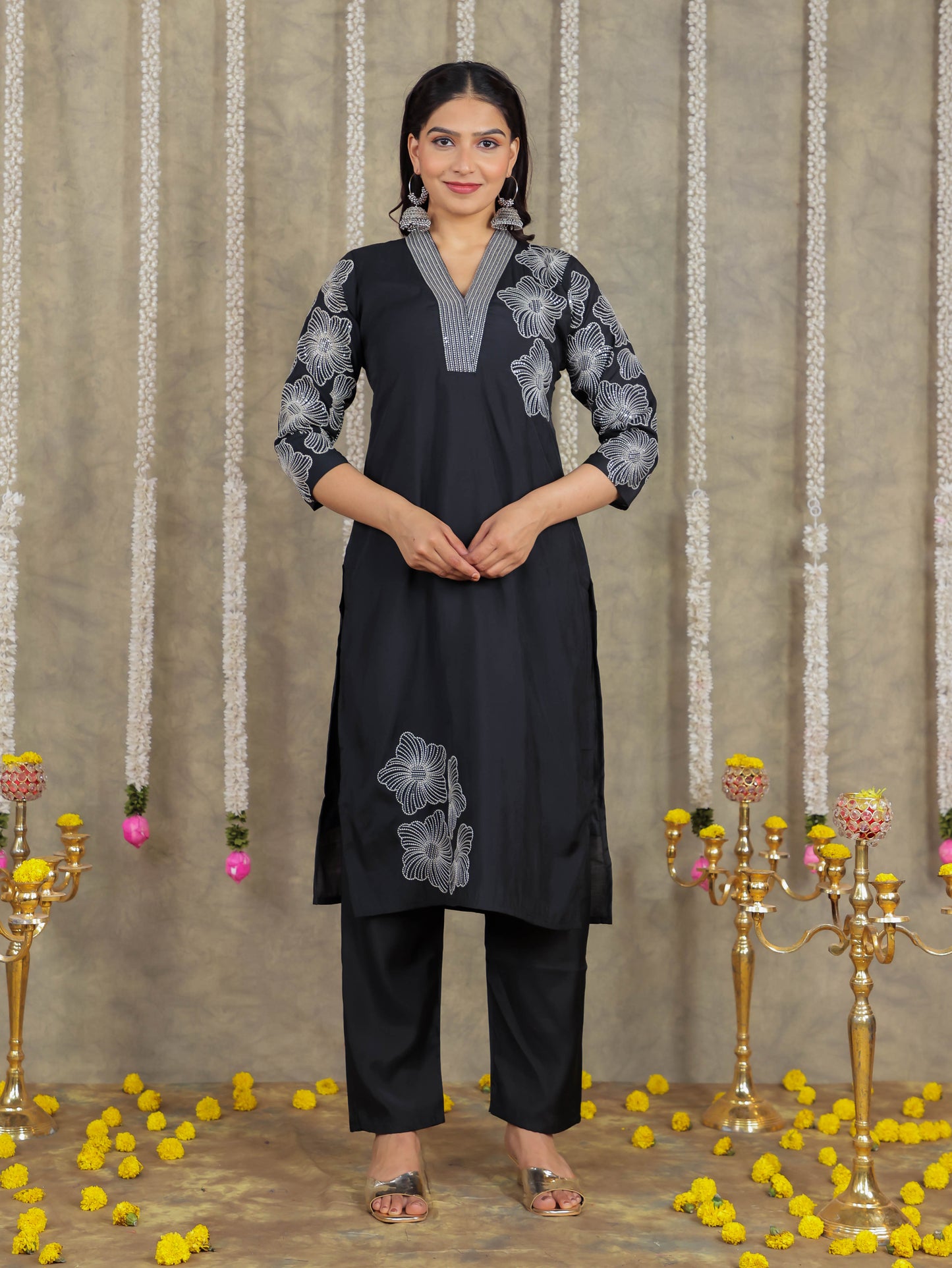 Embroidered Romen silk Solid Black Kurta