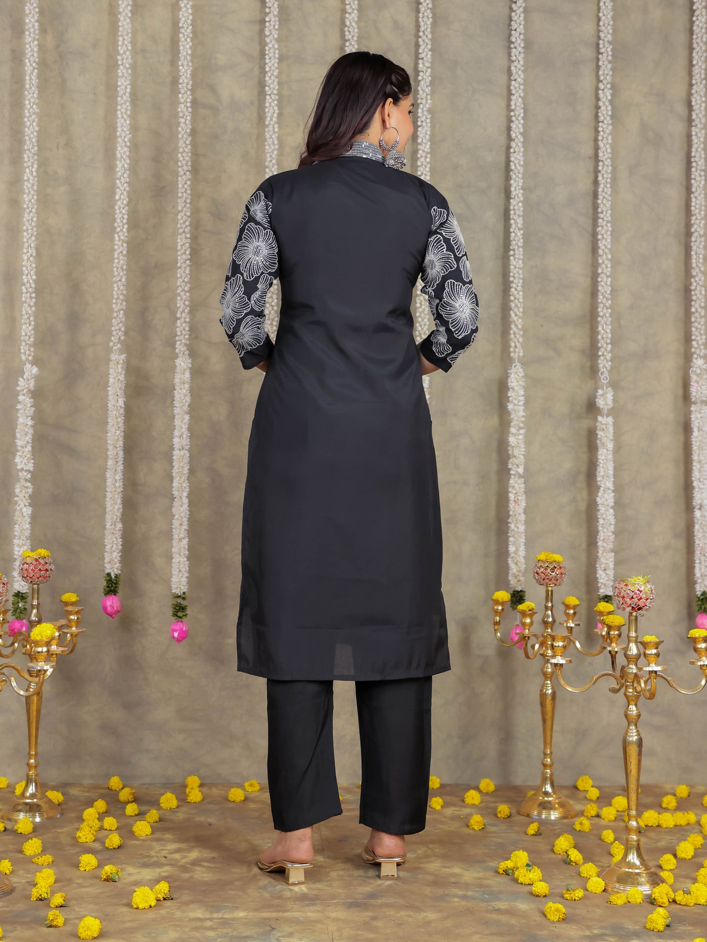 Embroidered Romen silk Solid Black Kurta
