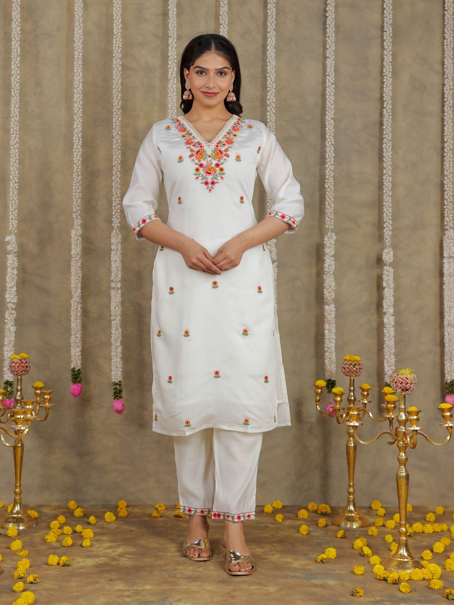 Embroidered Romen silk Solid Off White Kurta