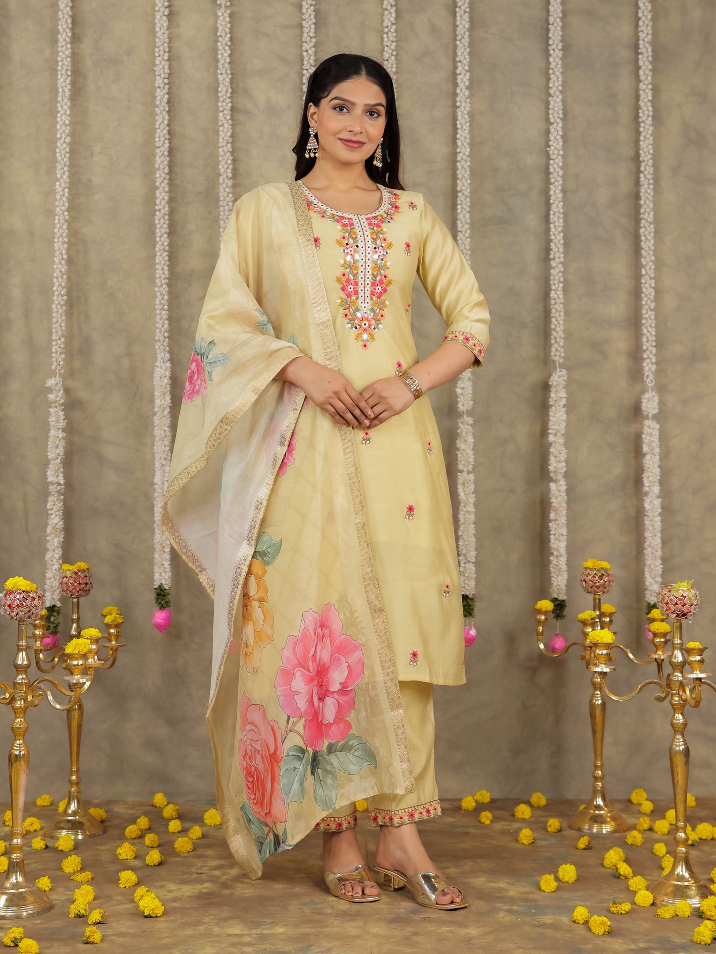 Embroidered Romen silk Solid Yellow Kurta
