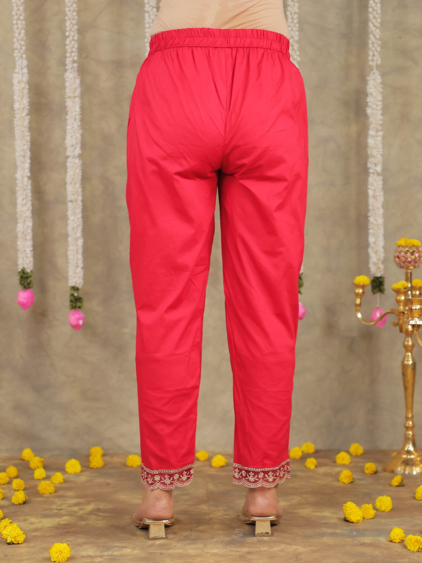 Embroidered Romen silk Geometric Red Kurta