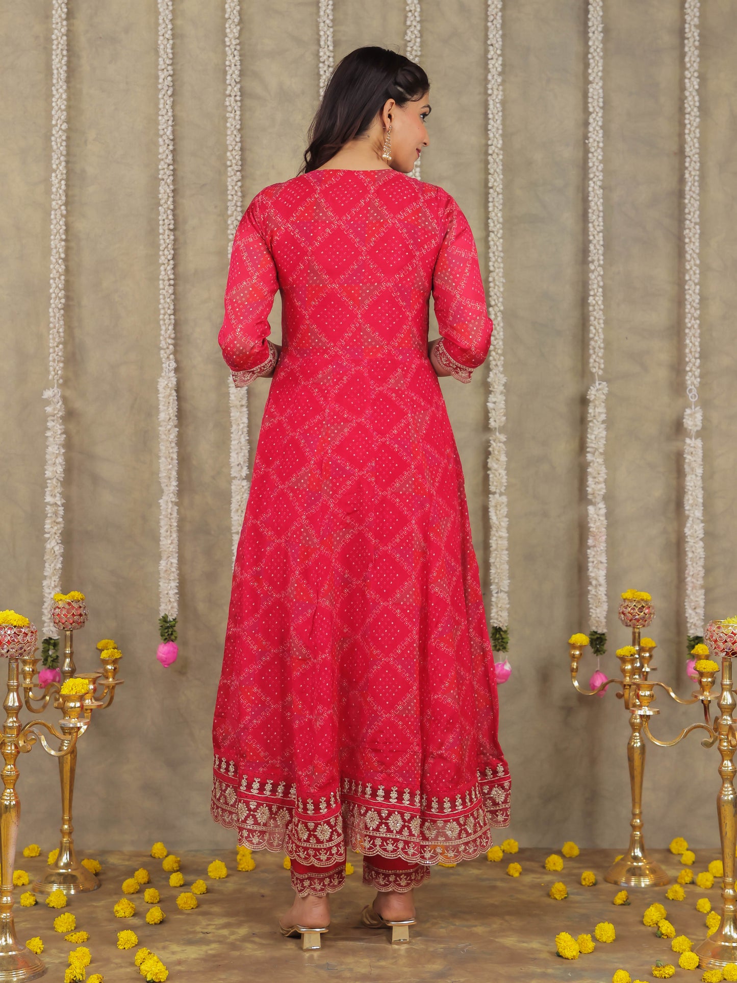 Embroidered Romen silk Geometric Red Kurta
