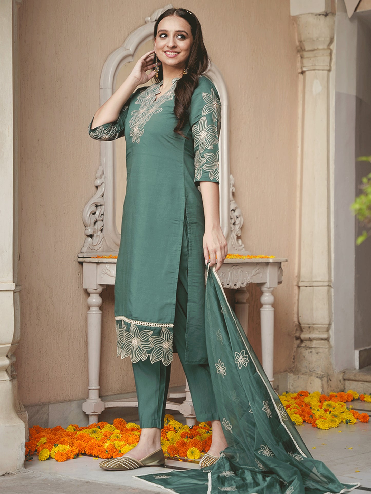 Embroidered Organza Solid Green Dupatta